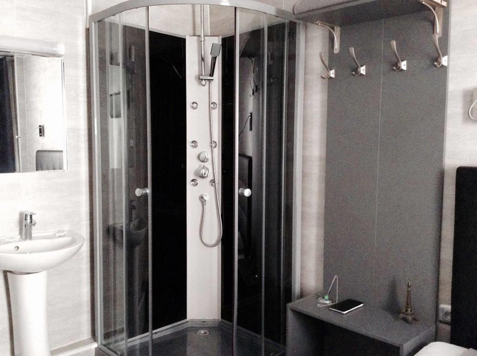 Gofen Hotel Paris