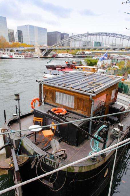 Bateau-hôtel Péniche - Le Nénuphar Paris