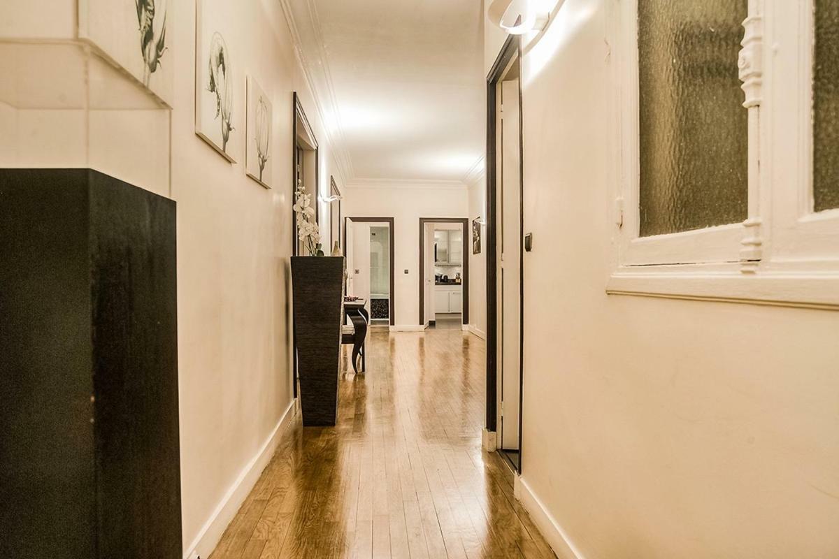 Apartment Rue Arsene Houssaye In