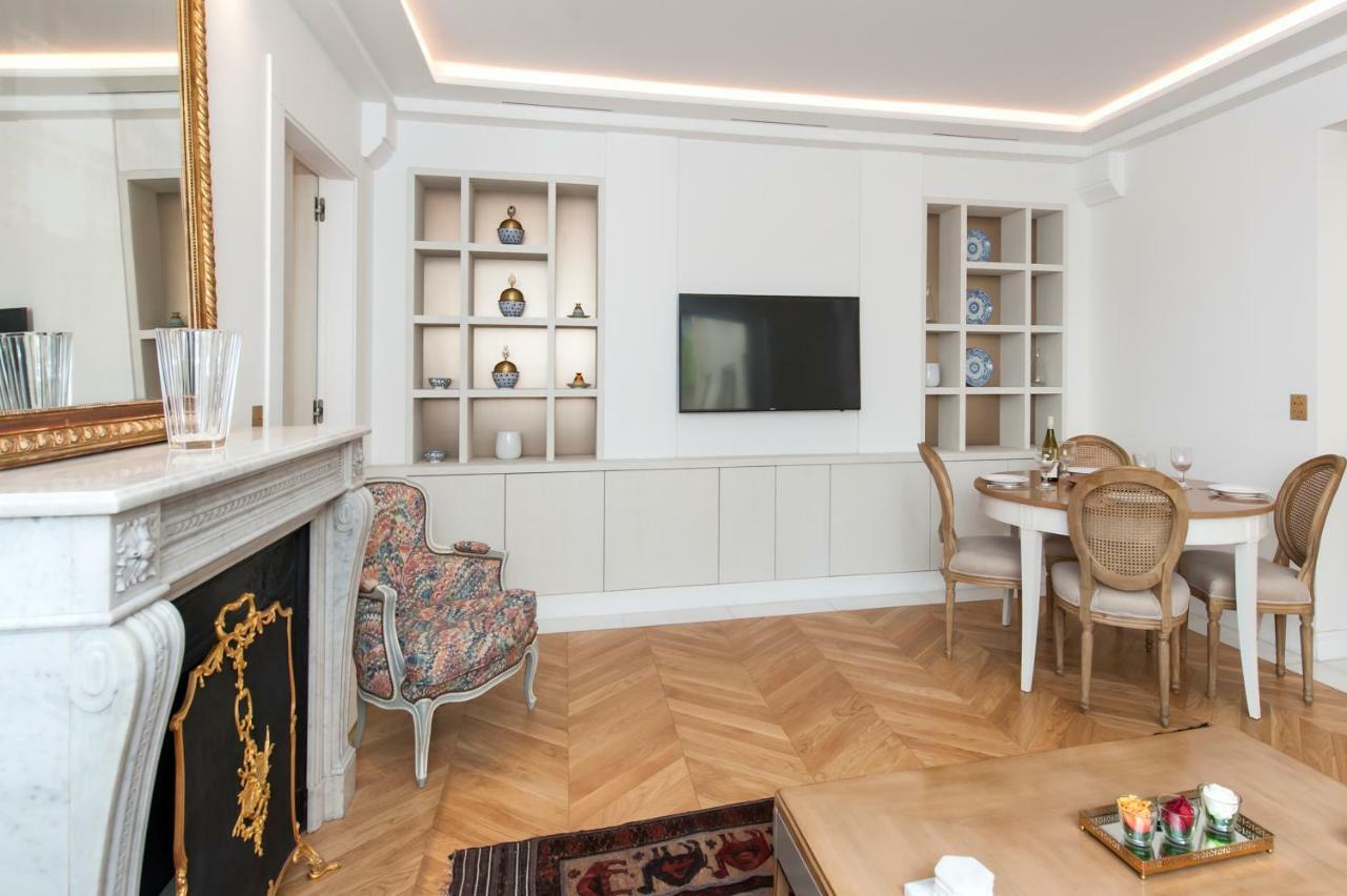 Apartamento Luxury Montaigne Paris