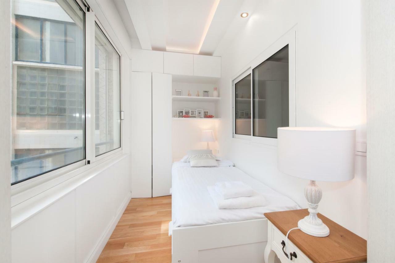 Luxury Montaigne Apartamento