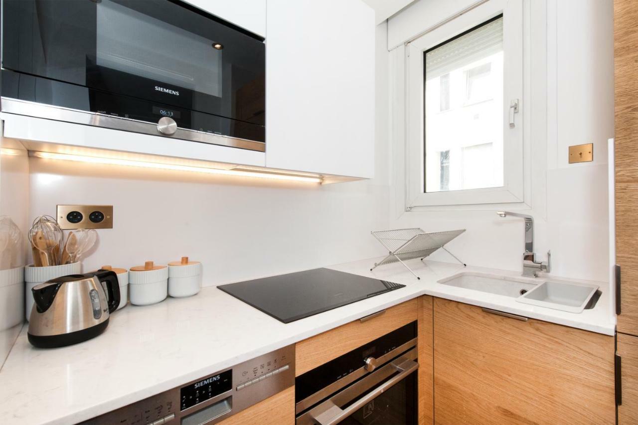 Apartamento Luxury Montaigne Paris