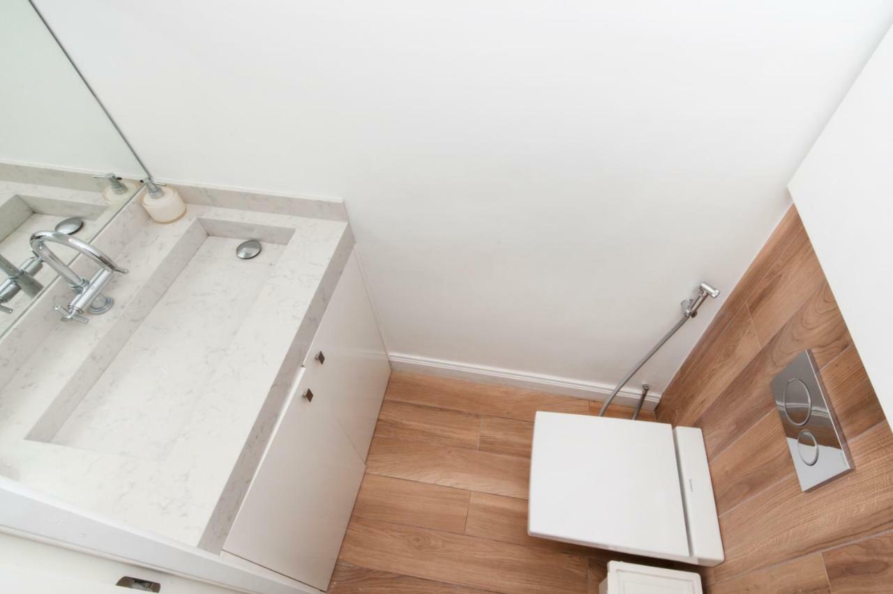 Luxury Montaigne Apartamento Paris
