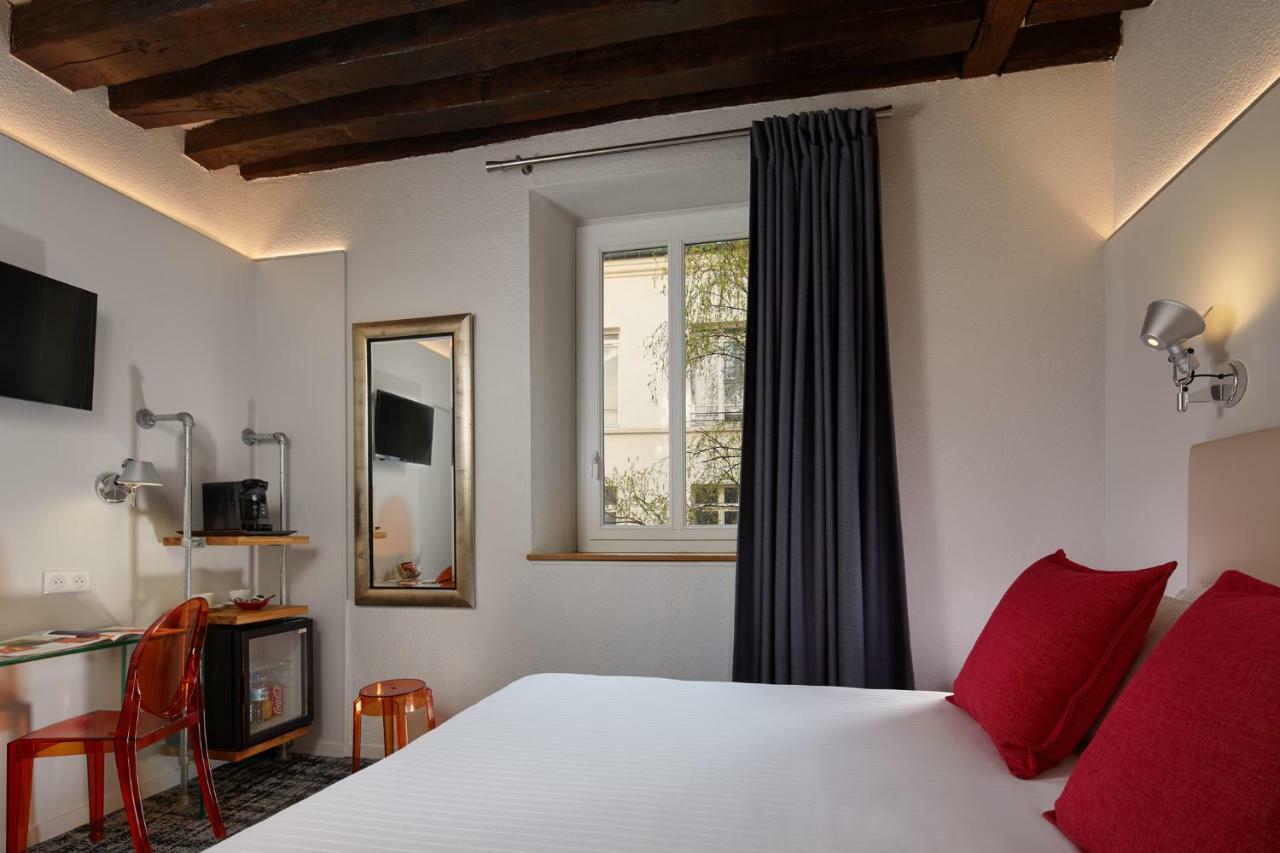 Hotel Ecole 3*