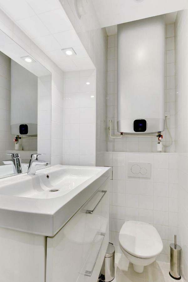 Pick A Flat's In Batignolles - Passage Cardinet * Paris