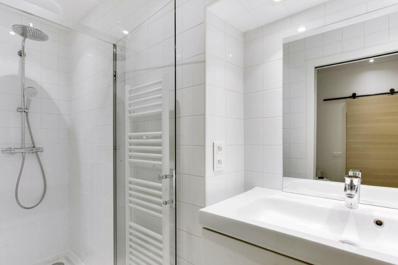 Pick A Flat's In Batignolles - Passage Cardinet Paris