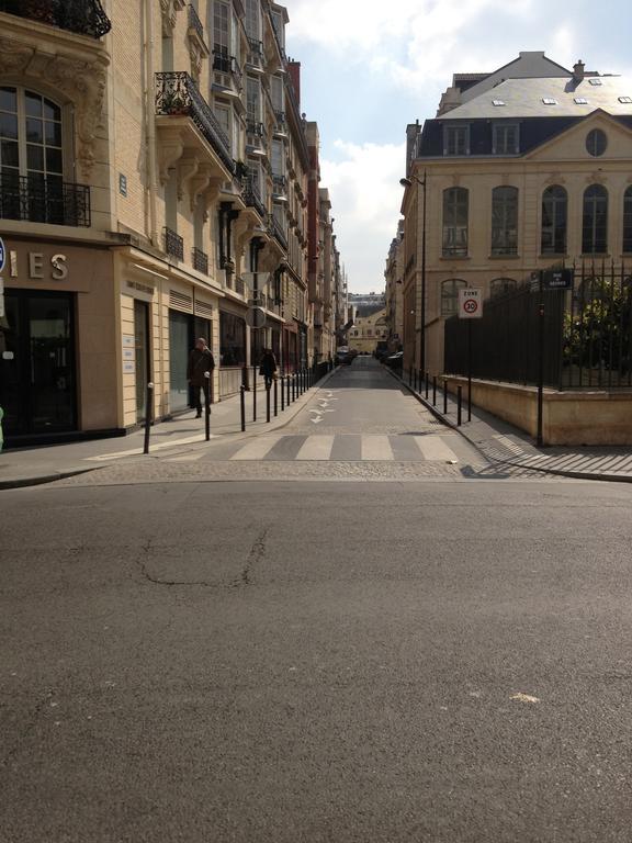 Cherche-midi Apartment *
