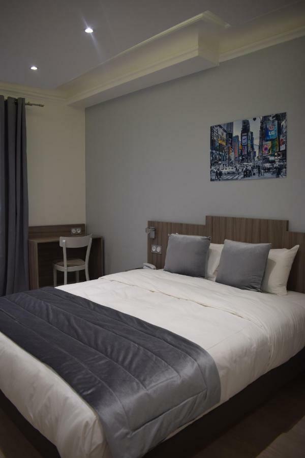 Puy De Dome Hotel Paris