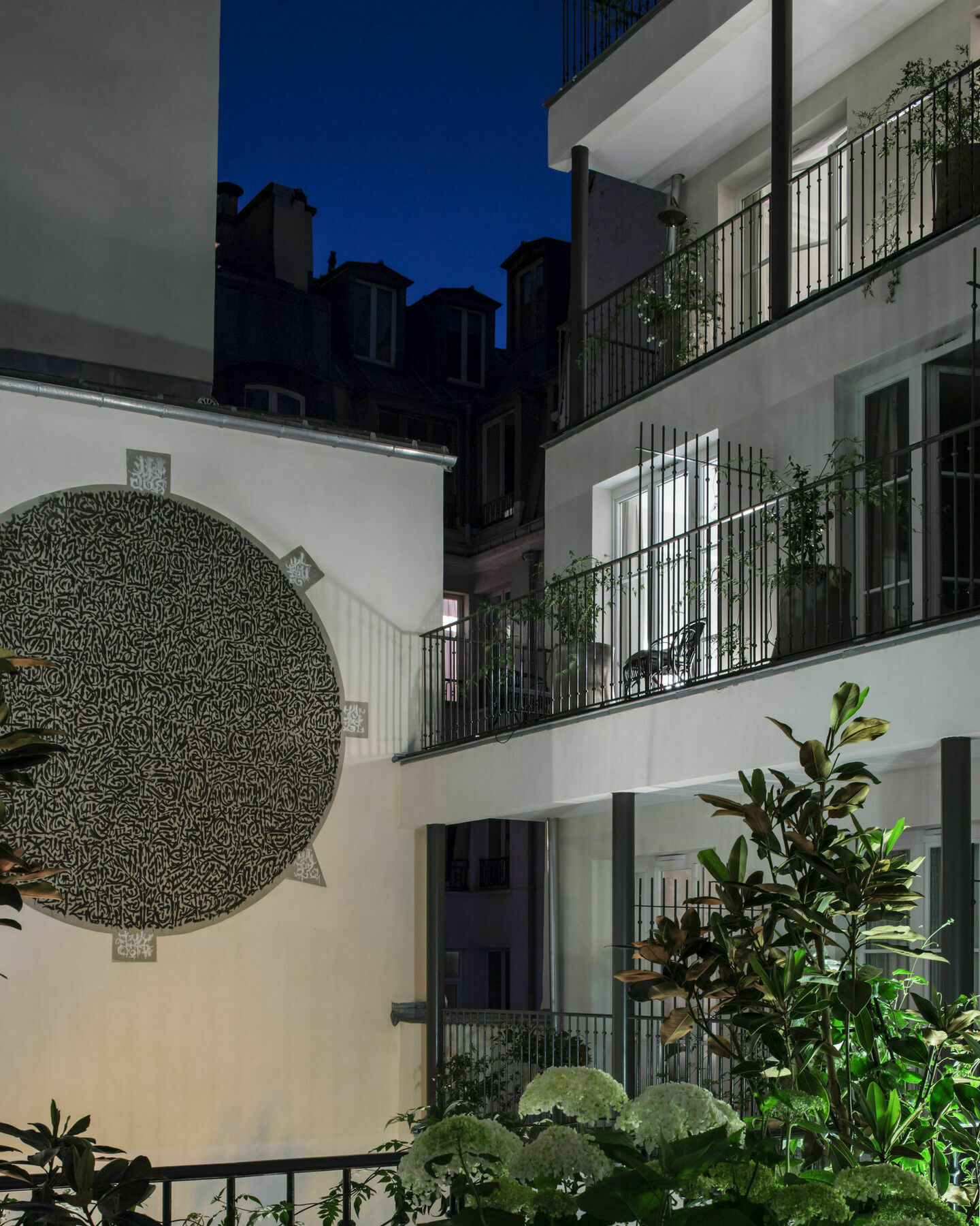 Les Bains Hotel