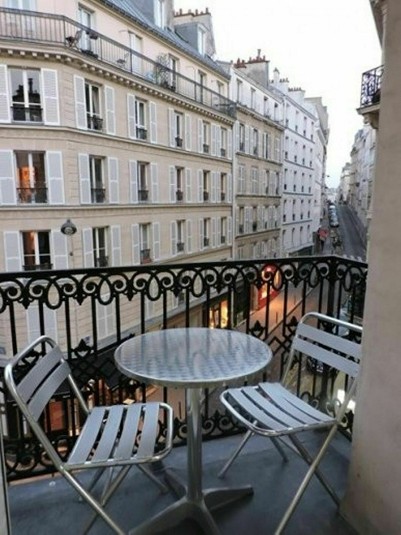 Bonsejour Montmartre 2*
