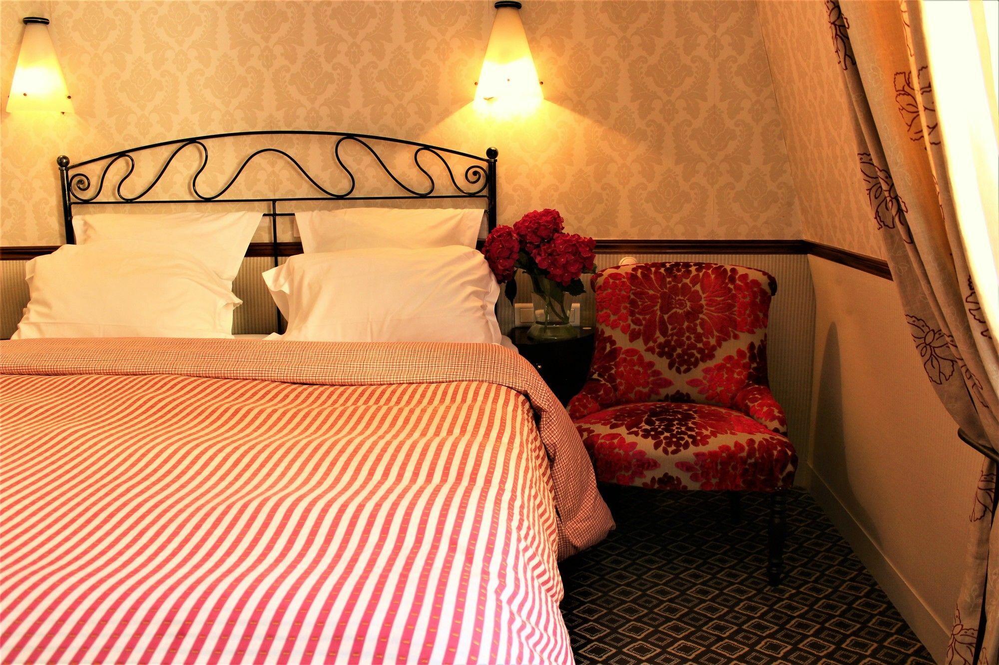 Le Relais Saint Sulpice 4* Paris