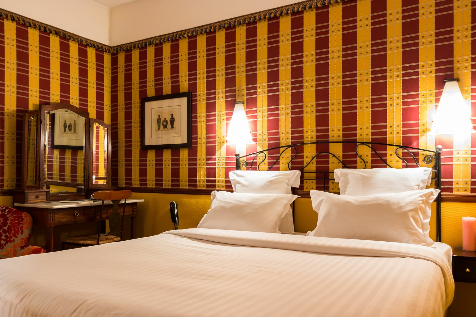 Hotel Le Relais Saint Sulpice Paris
