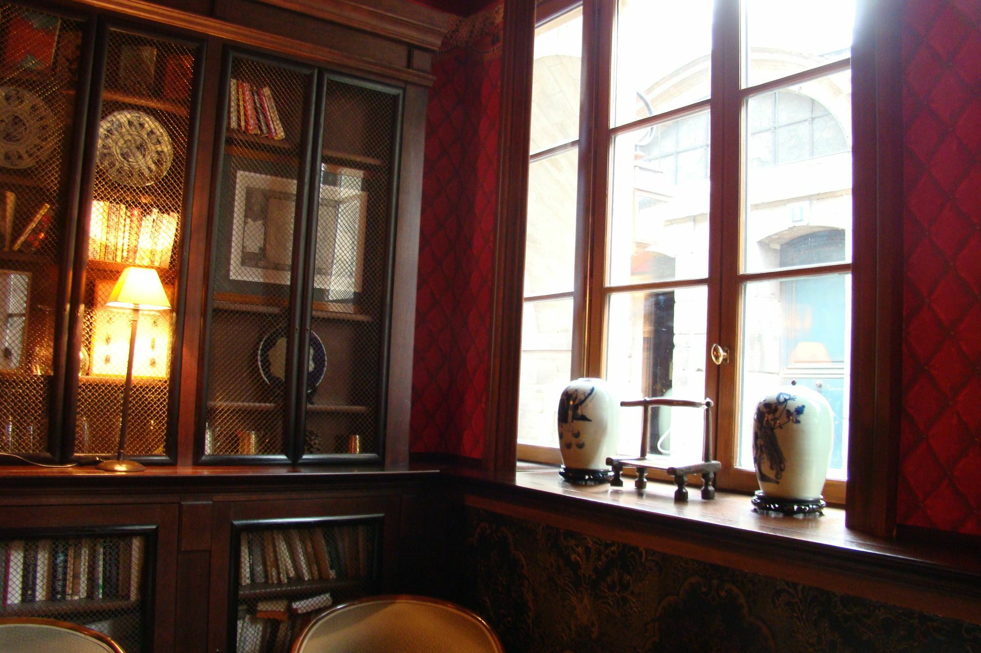 Le Relais Saint Sulpice Hotel 4*