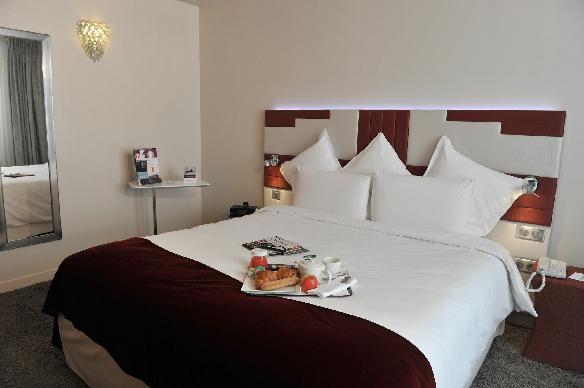 Hotel Mercure Opera Faubourg Montmartre Paris