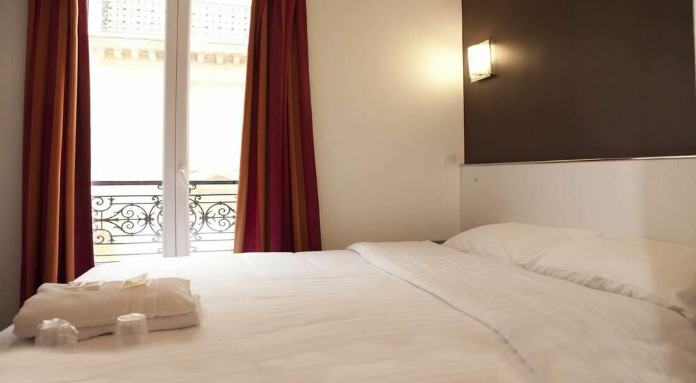 Royal Wagram Paris