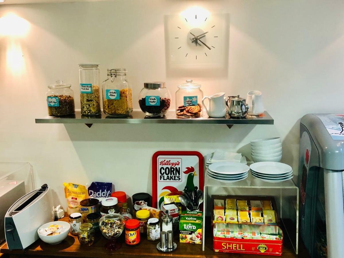 Hotel Saint-hubert Gare De Lyon 3*