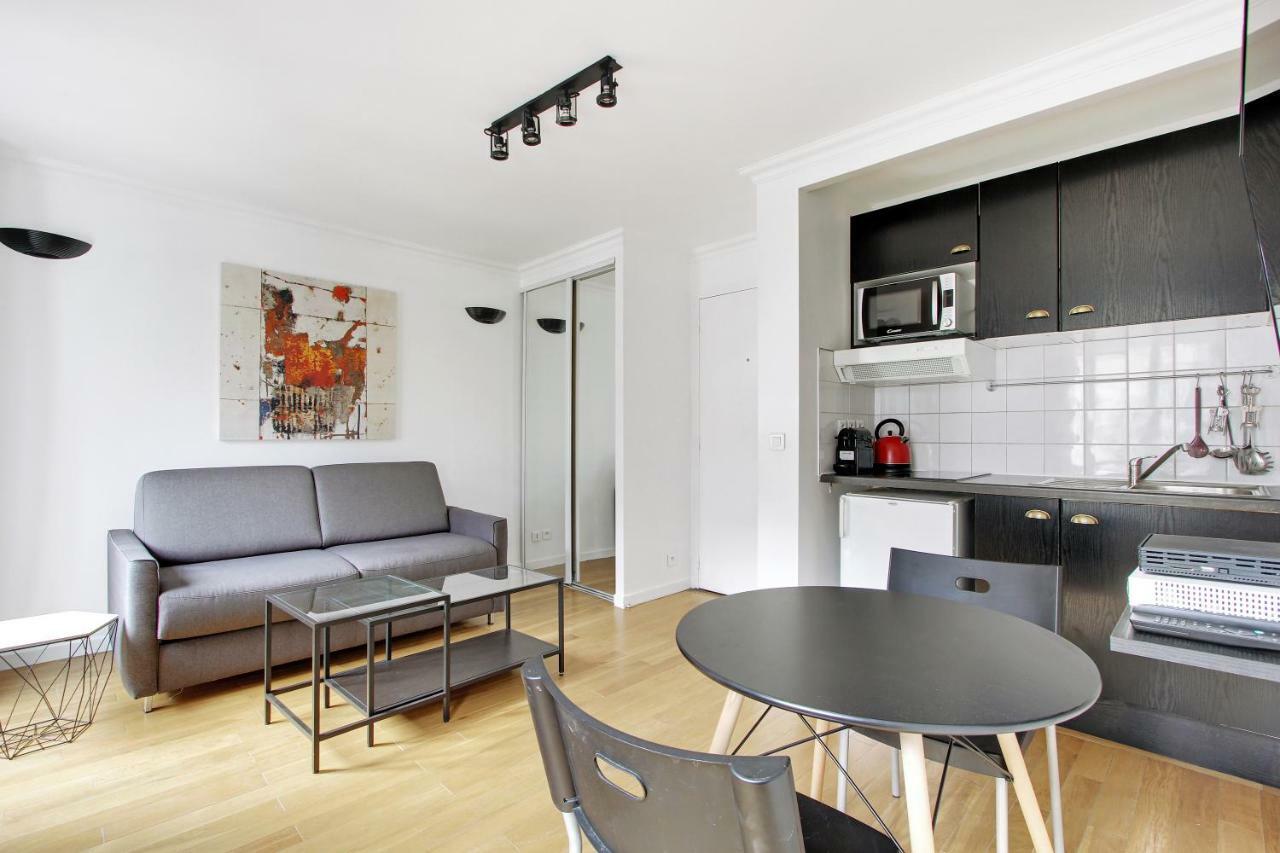 Apartment Pick A Flat's In Batignolles - Rue Biot
