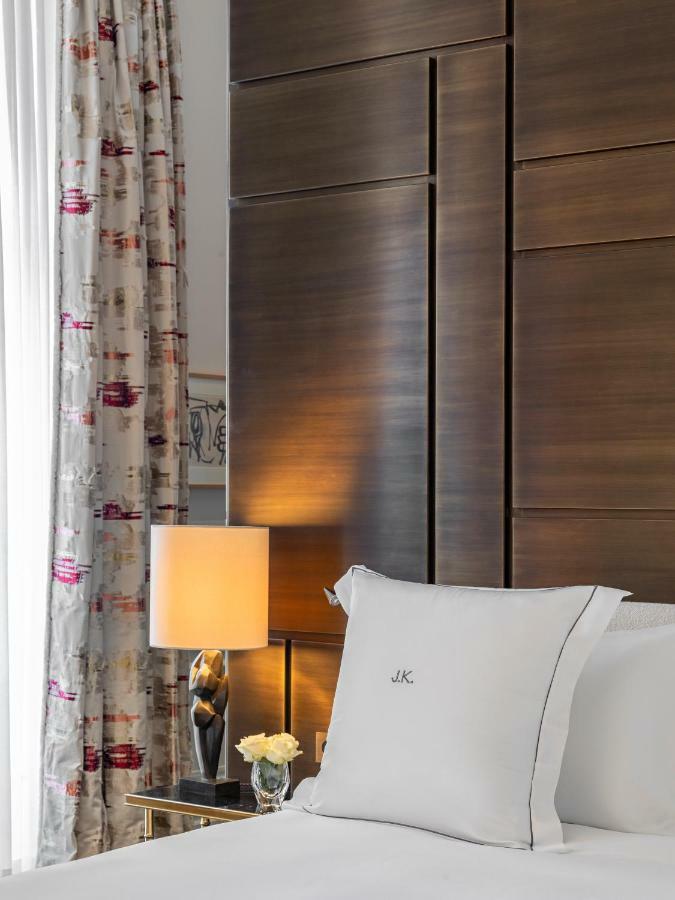 J.k. Place Hotel