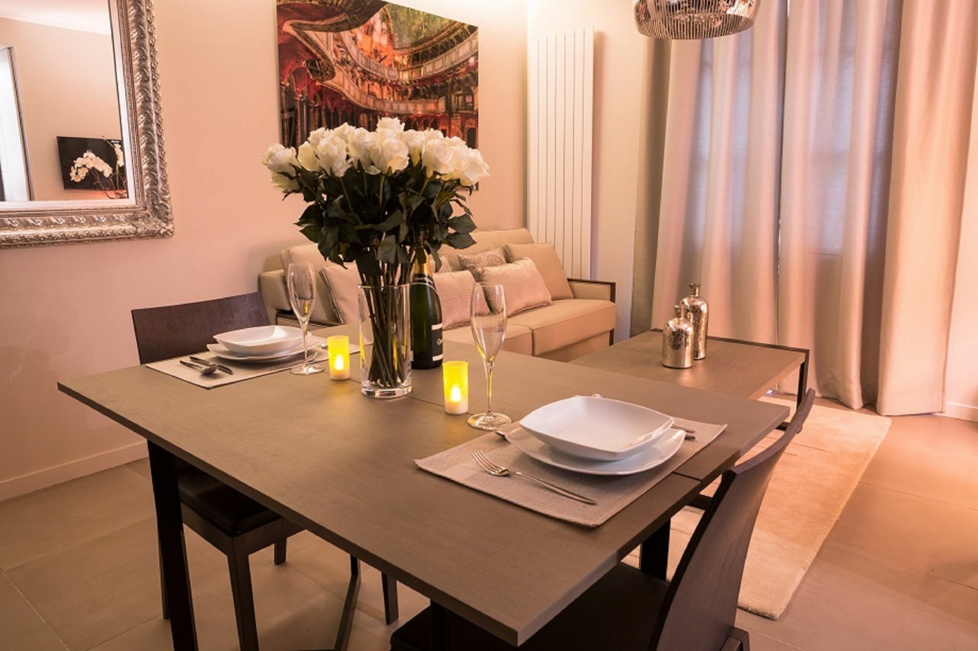 Roi De Sicile - Rivoli -- Luxury Aparthotel Paris