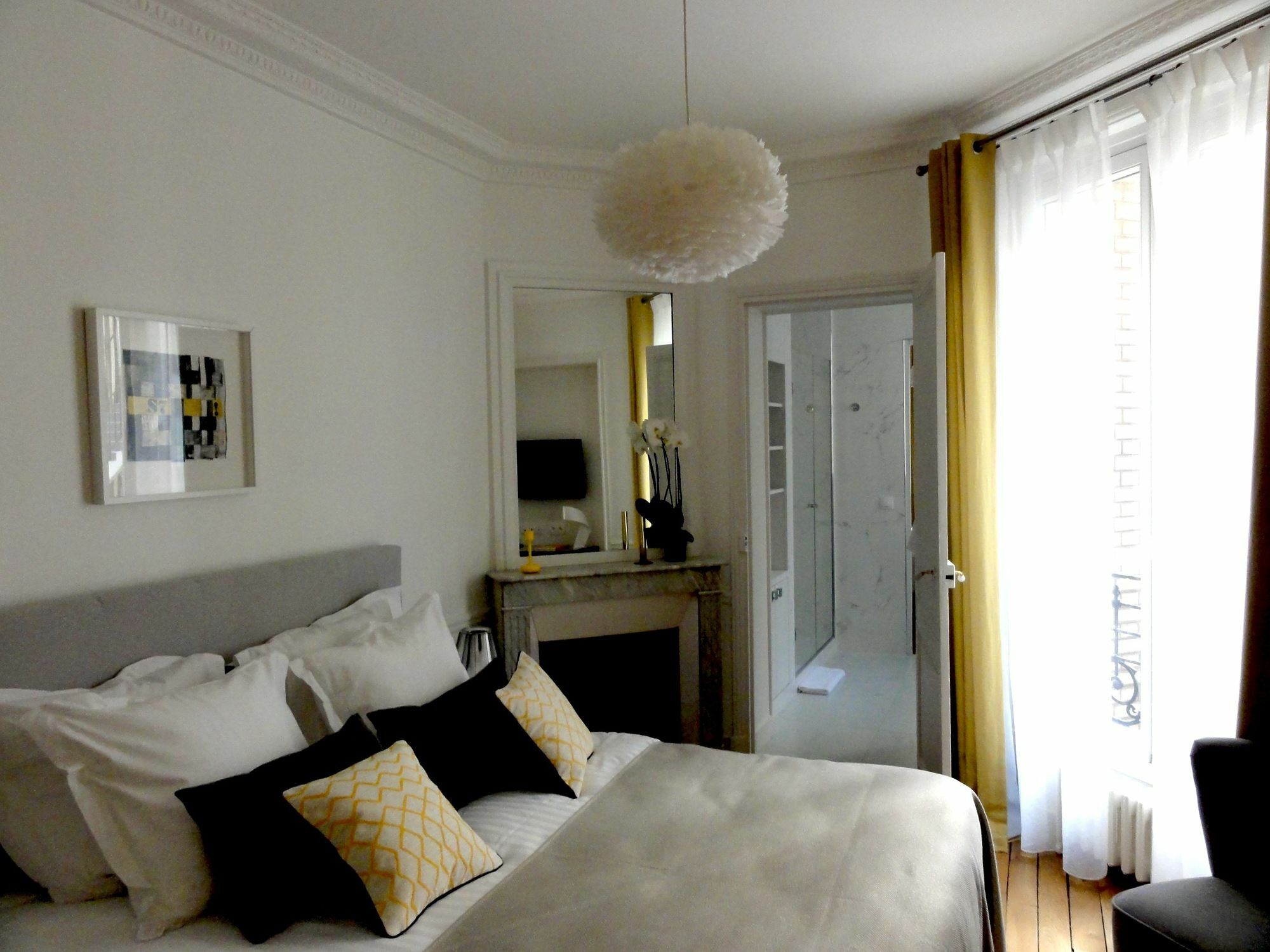Couette-café Relais12bis By Eiffel Tower