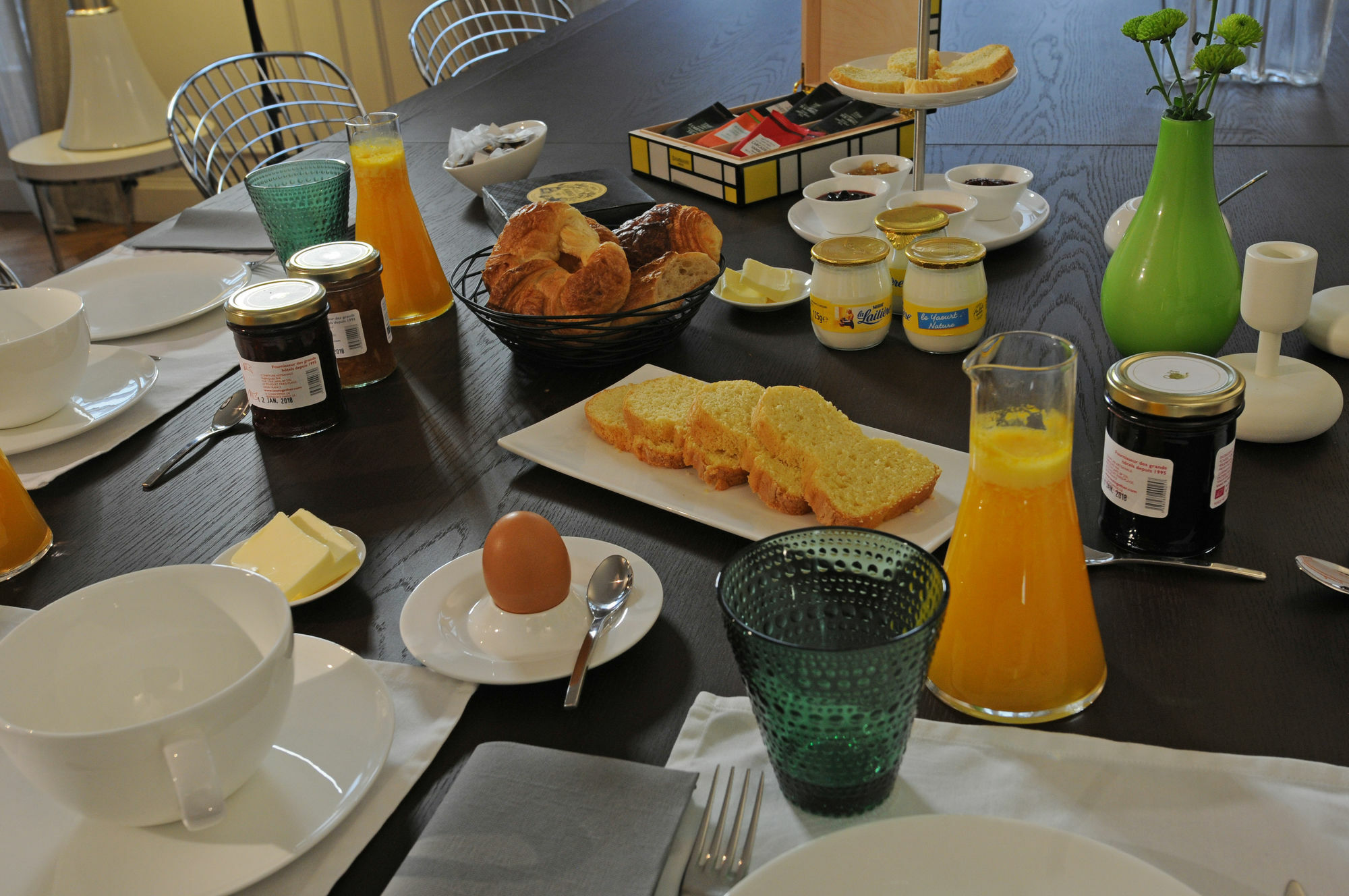 Relais12bis By Eiffel Tower Couette-café