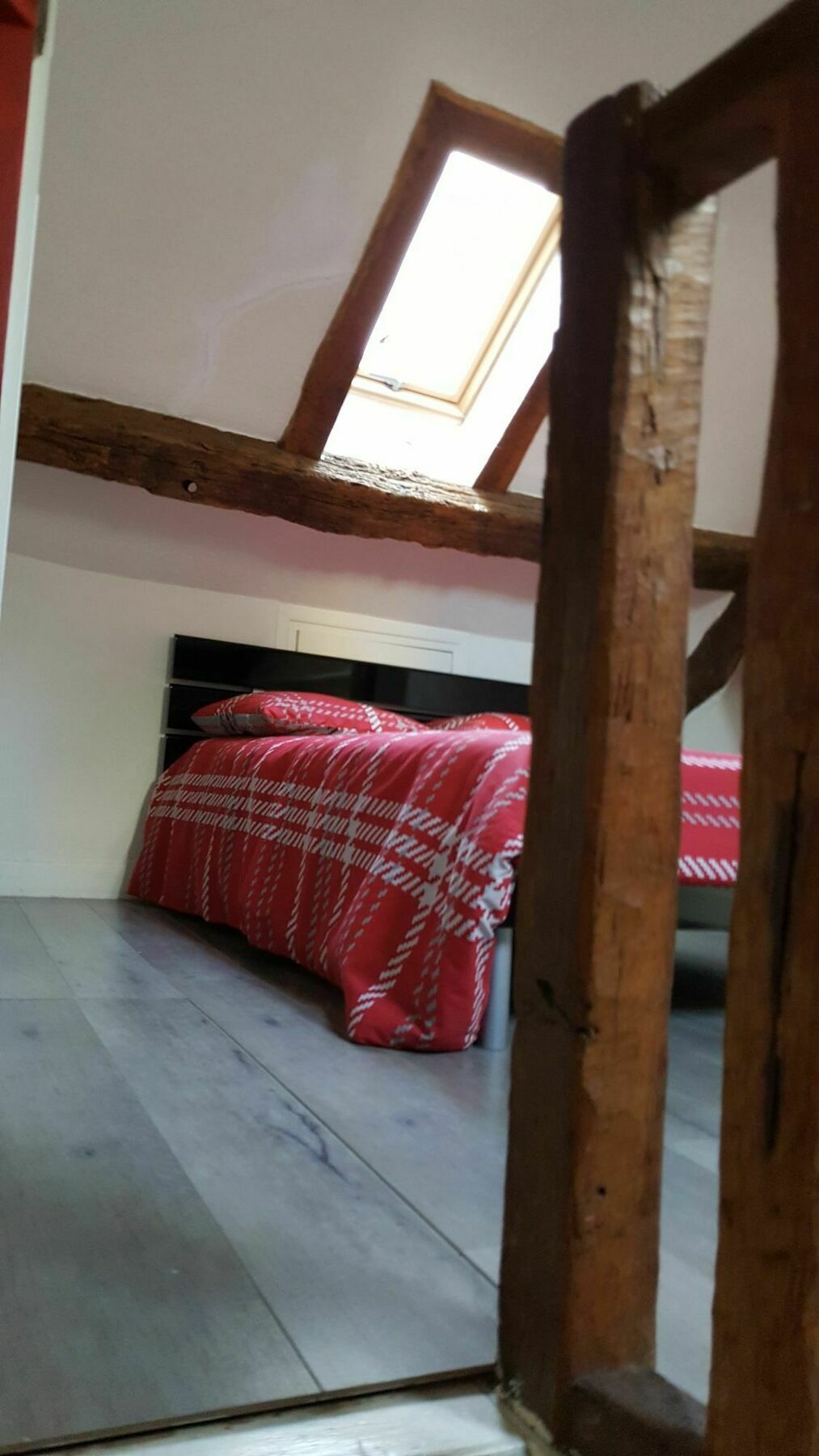 Duplex Notre Dame Apartment *