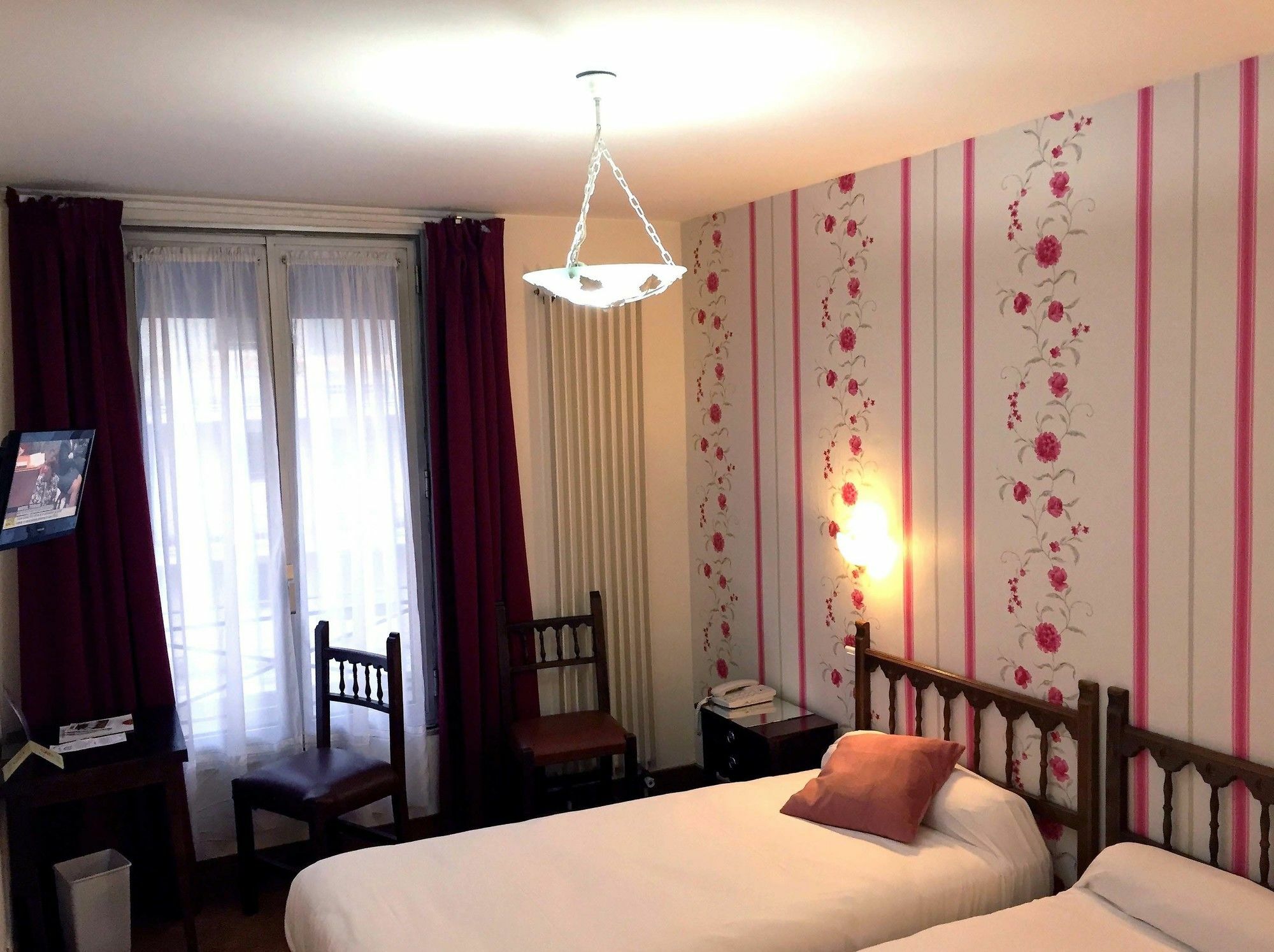 Le Clos D'alesia Hotel