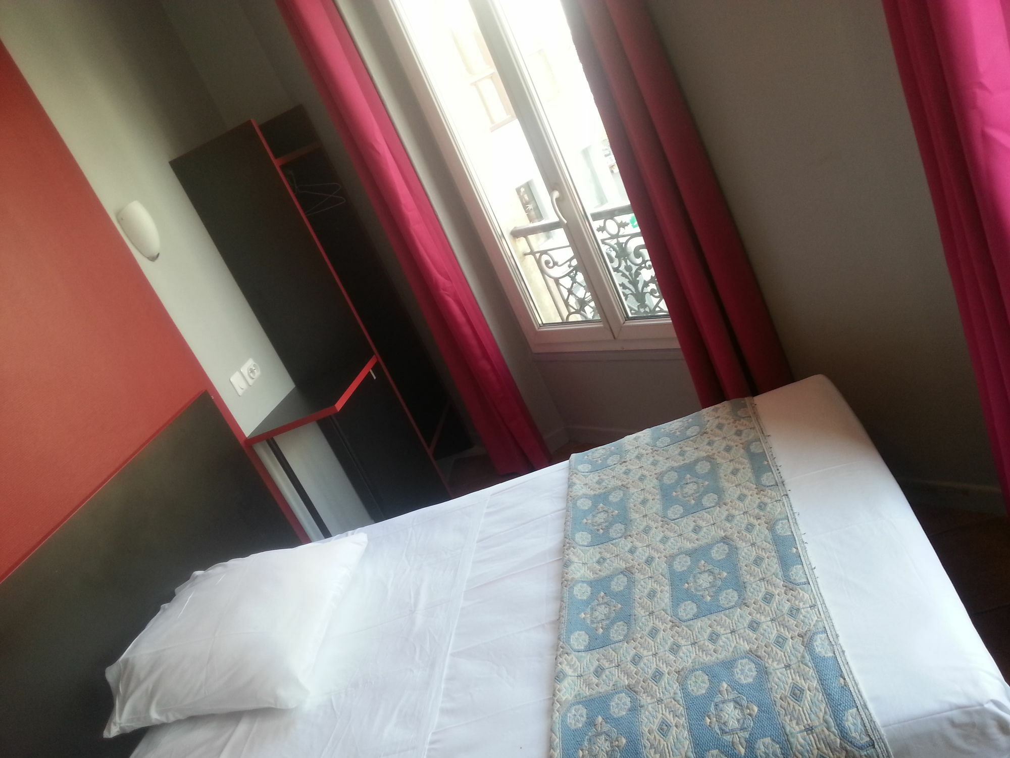 Hotel Hipotel Bastille Saint Antoine 3*