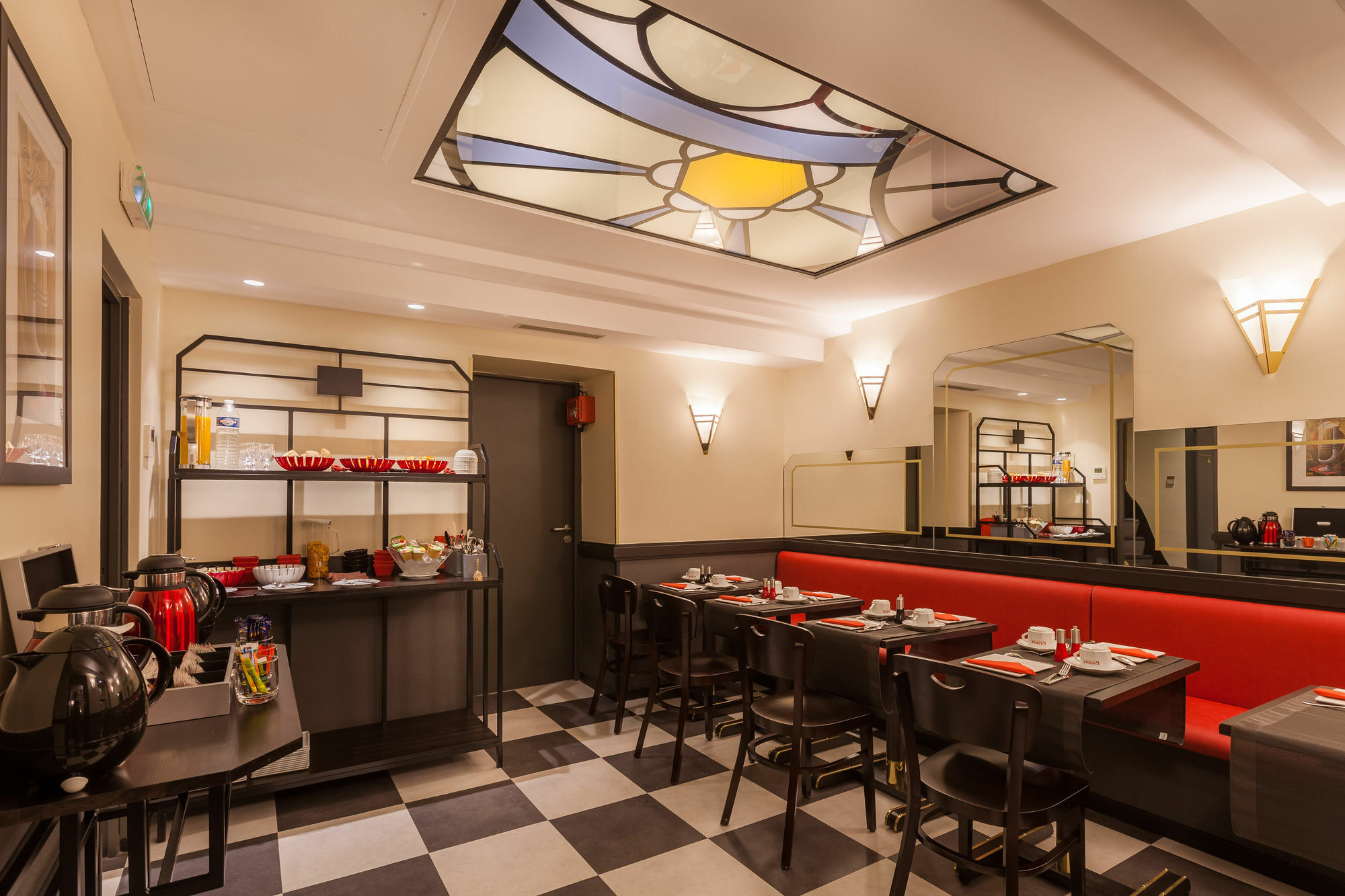 Raspail Montparnasse Hotel