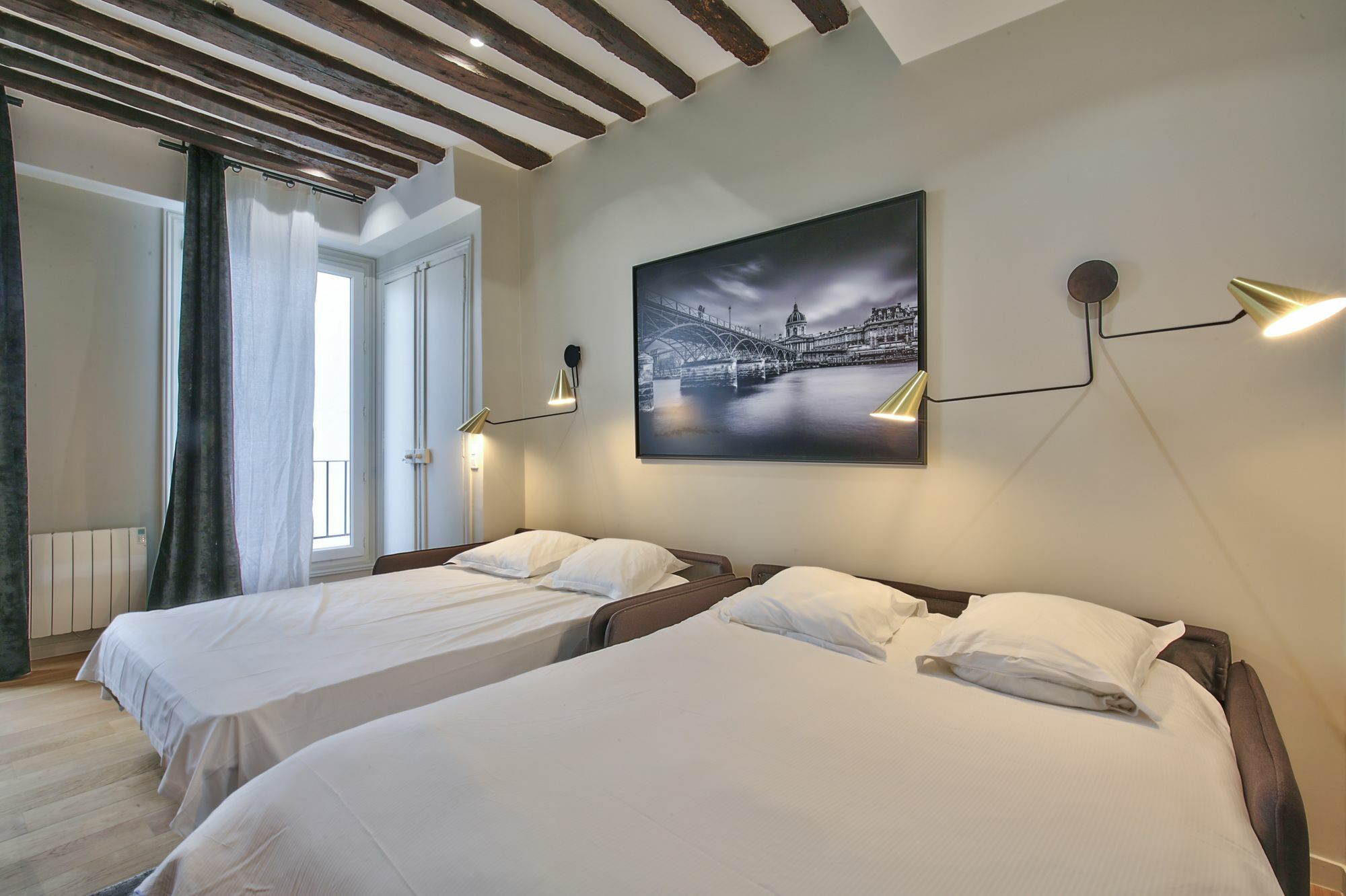 Appartement 70 - Authentic Parisian Flat *
