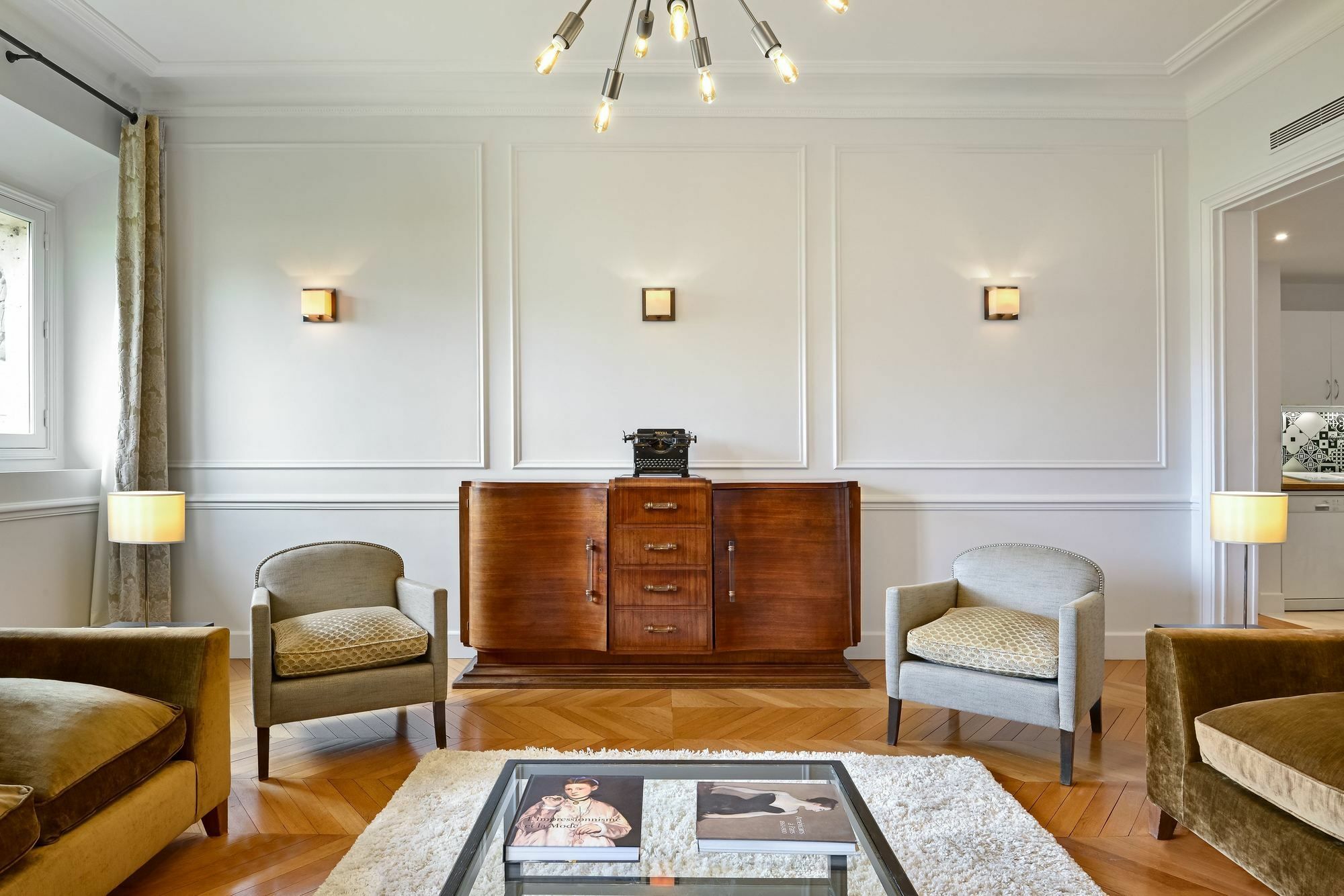 Palais Petit - Two Bedroom Apartment
