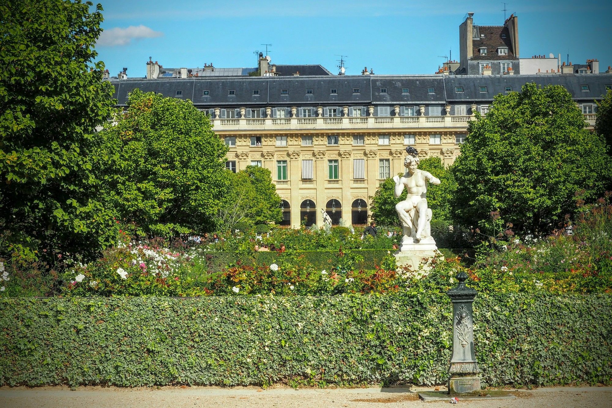 Acomodação com café da manhã  Chambre d hôte : Louvre Elegant Apt Suite 3*