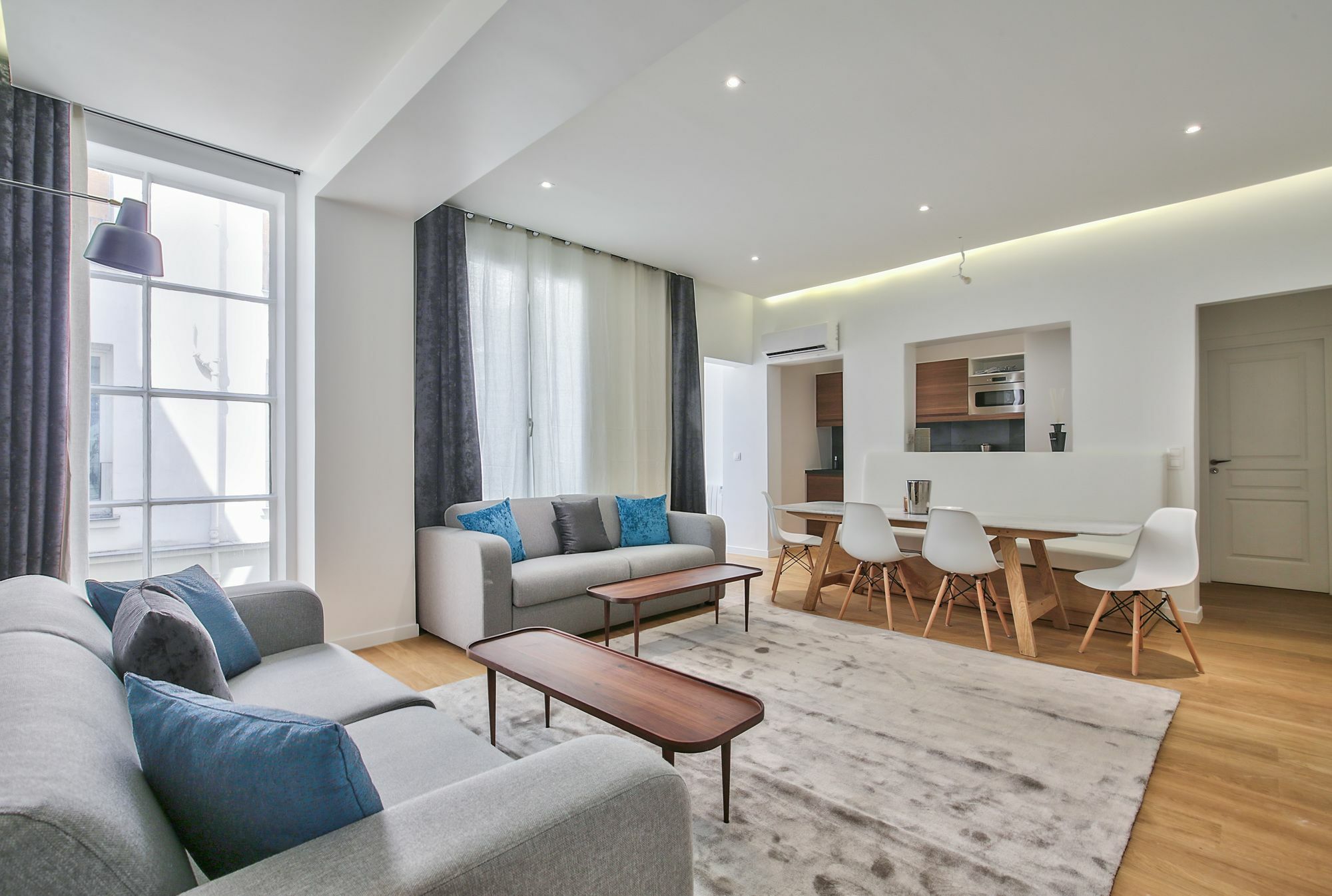 69 - Authentic Parisian Apartment