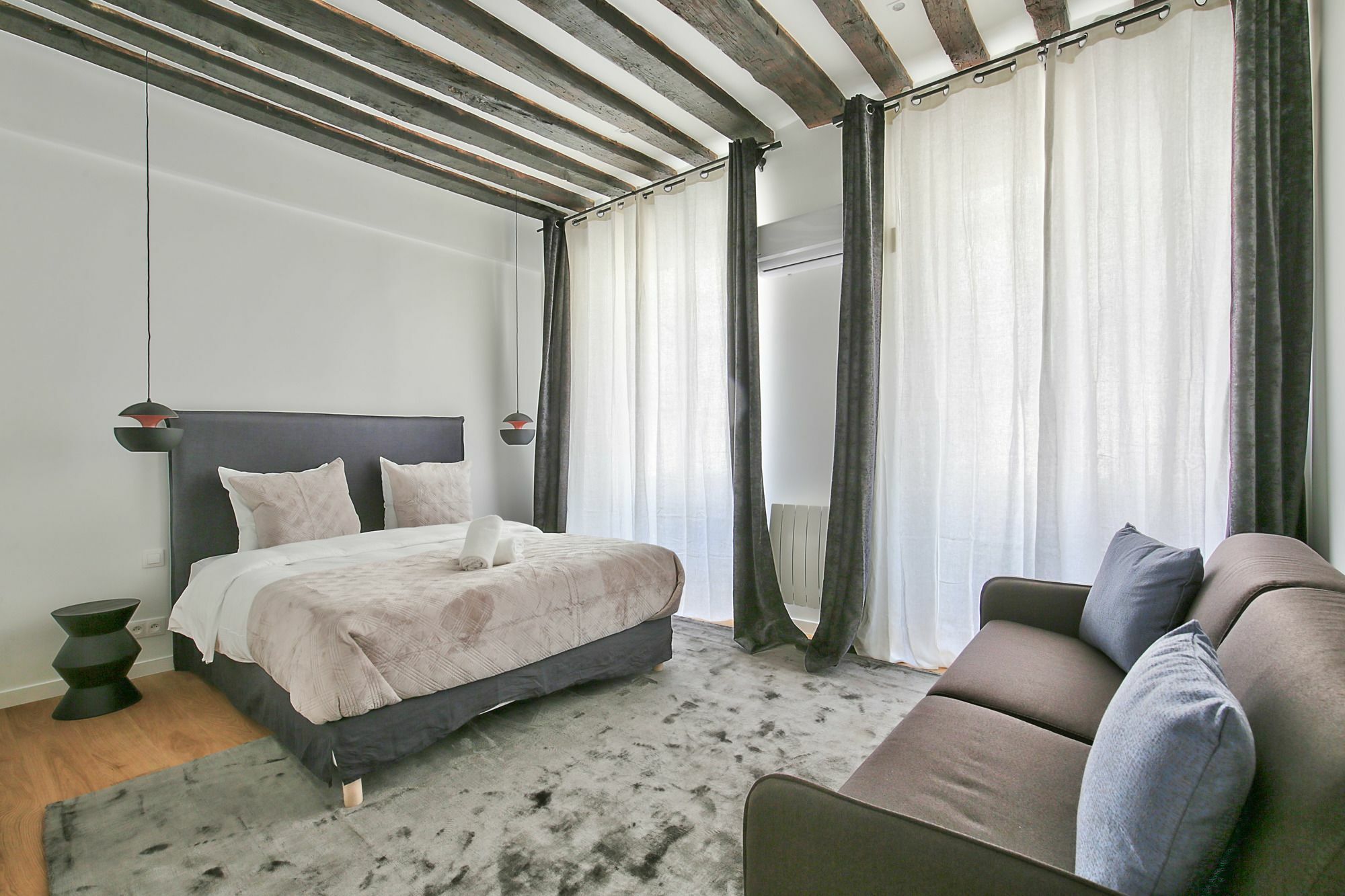 69 - Authentic Parisian Apartment *