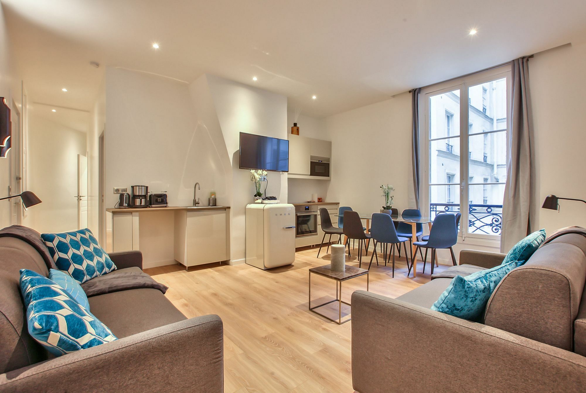 62 Luxury Flat Champs Elysees 1g