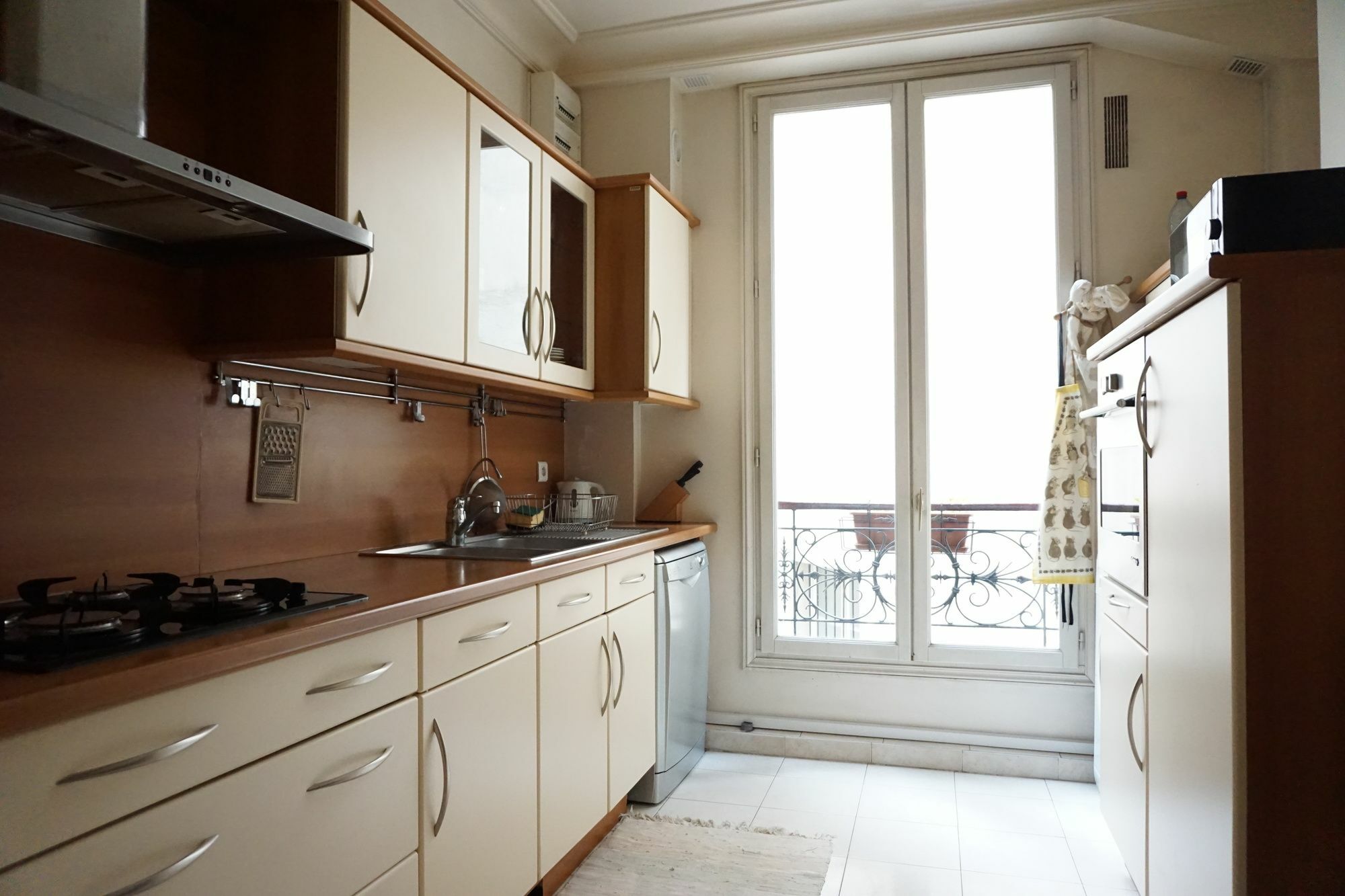 Place Des Etats Unis-5 Pieces-130 M² -paris 16 * Paris