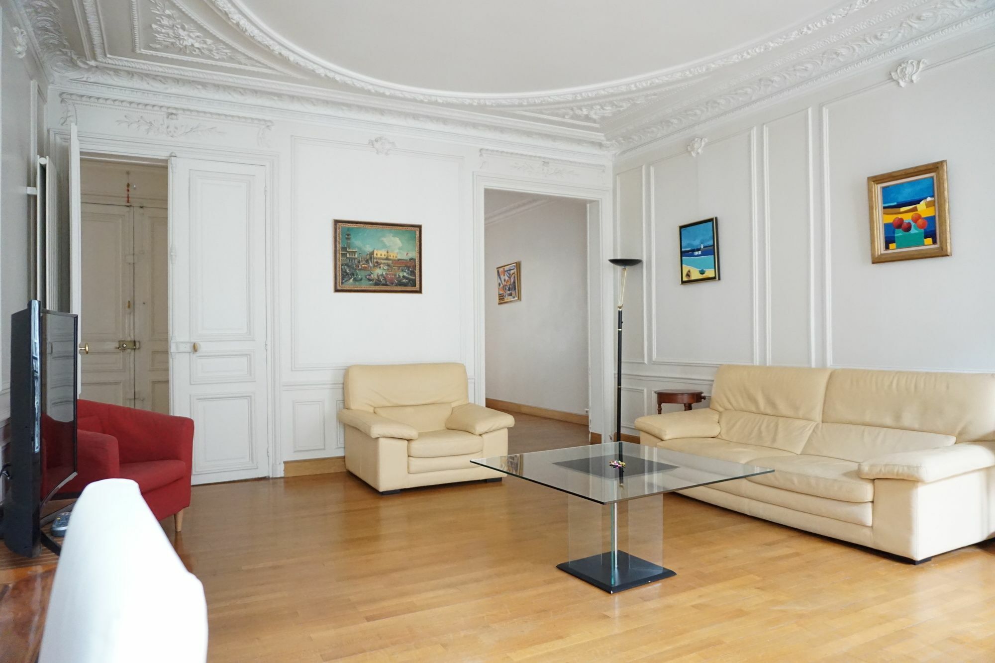 Place Des Etats Unis-5 Pieces-130 M² -paris 16 Apartment Paris
