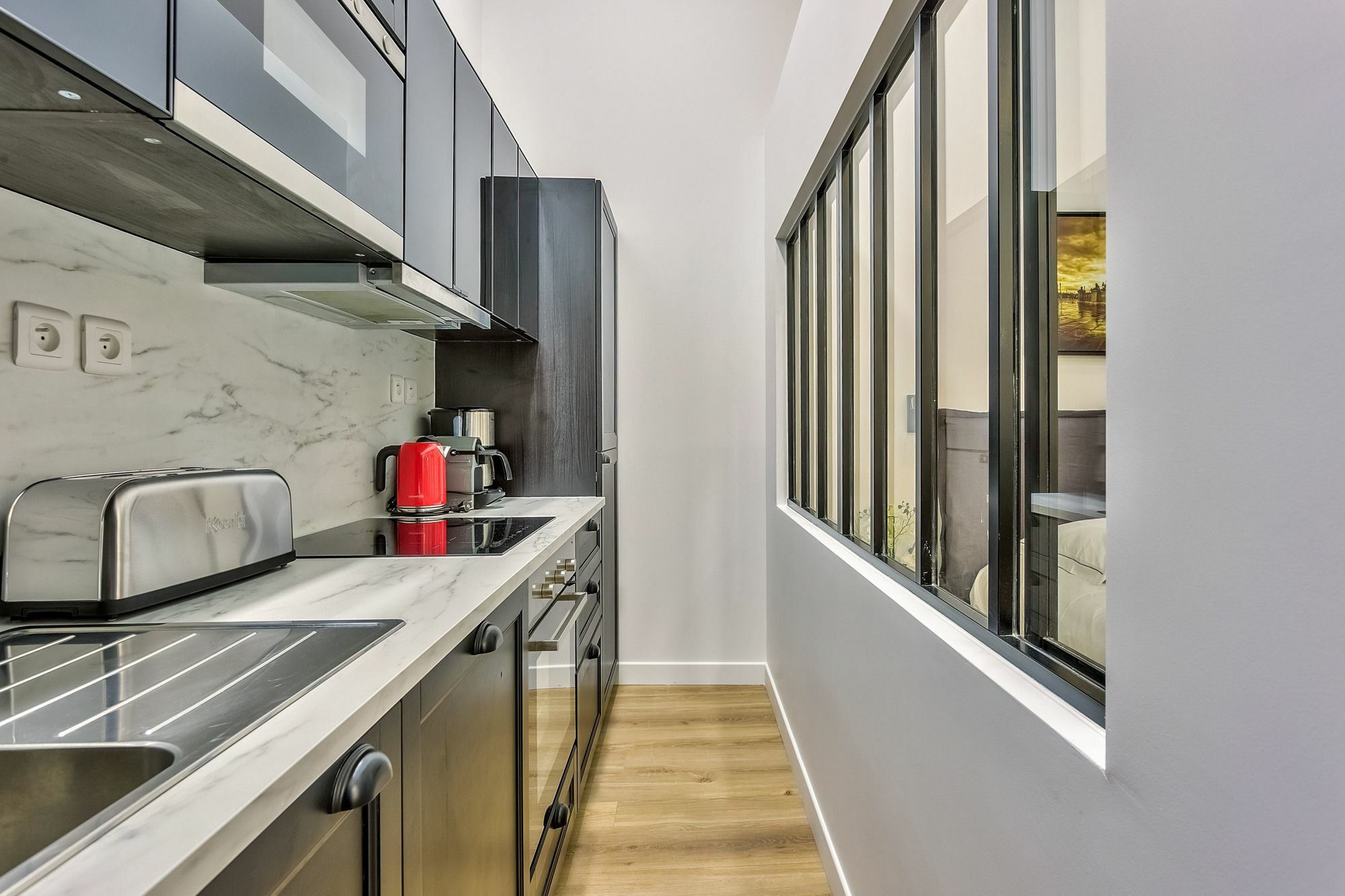 05 - Designed Parisian Flat
