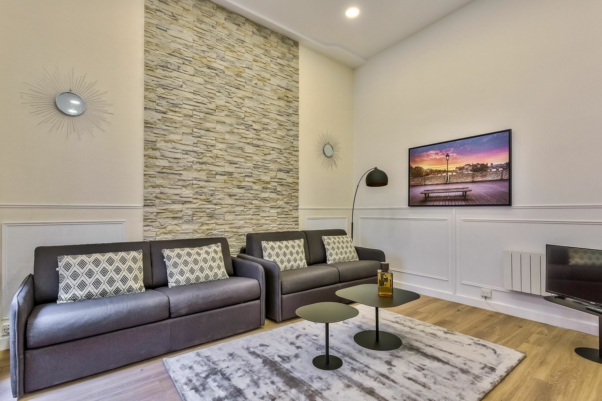 05 - Designed Parisian Flat