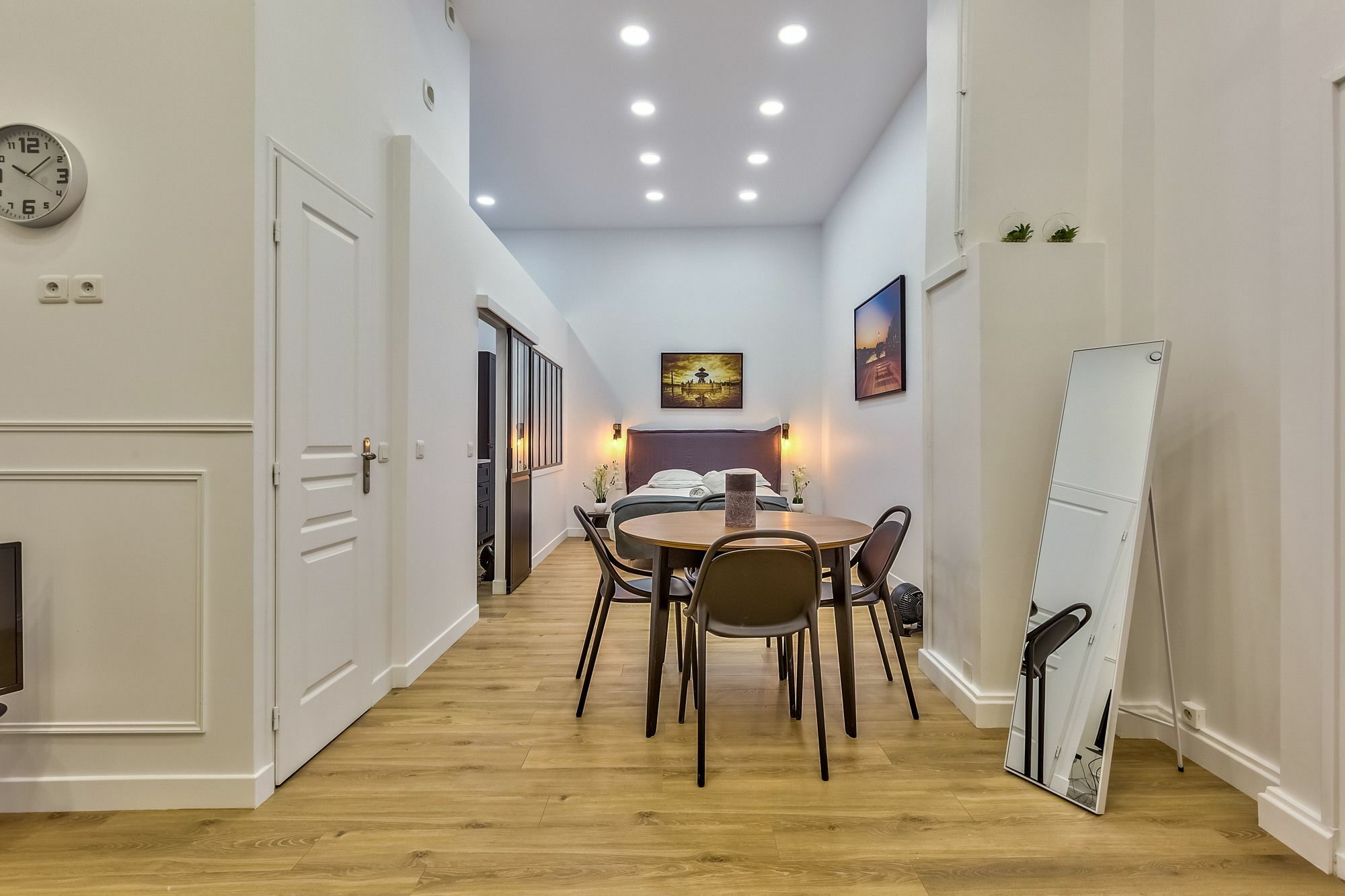 05 - Designed Parisian Flat Paris