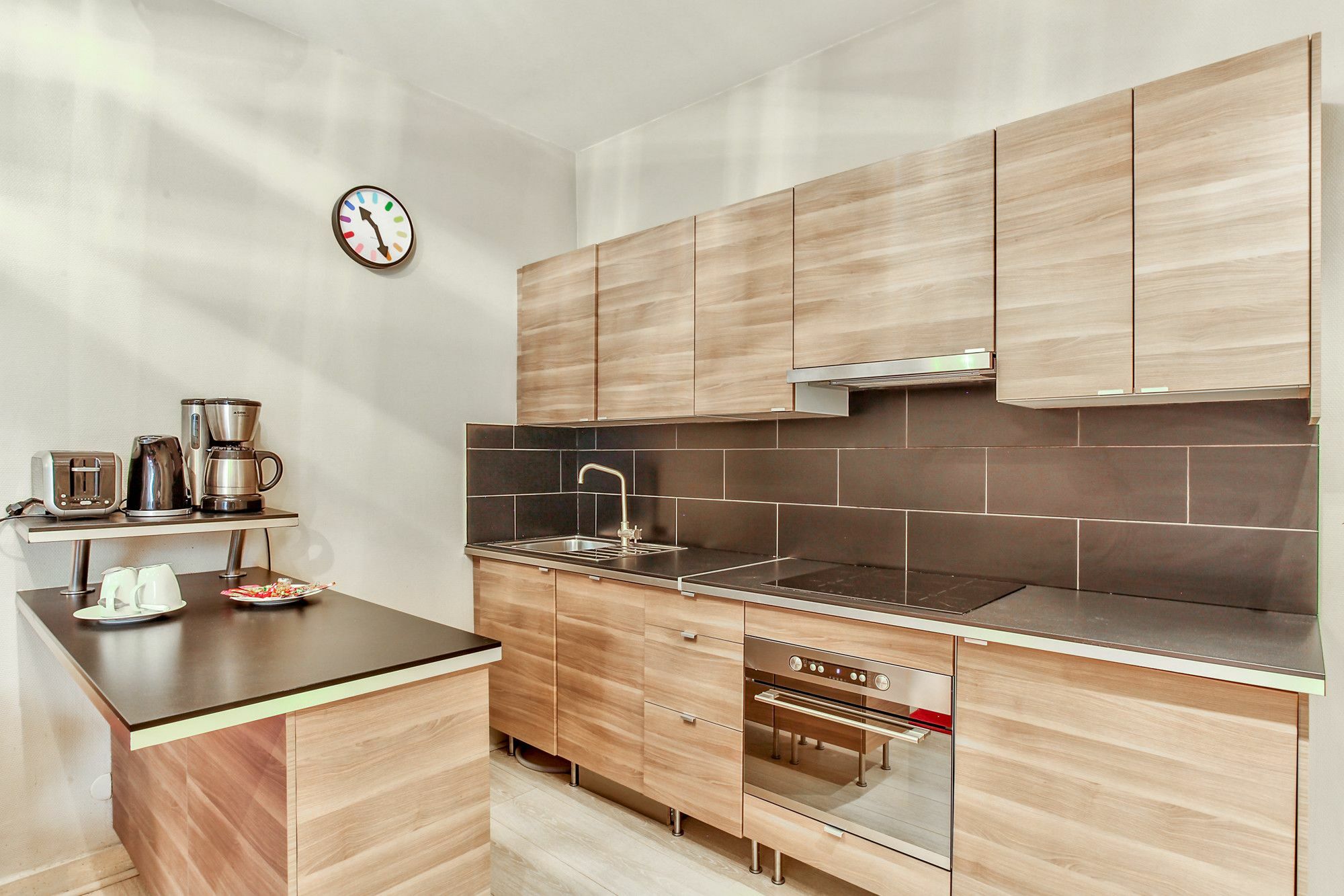 06 Design Flat Grand Boulevards Apartment *