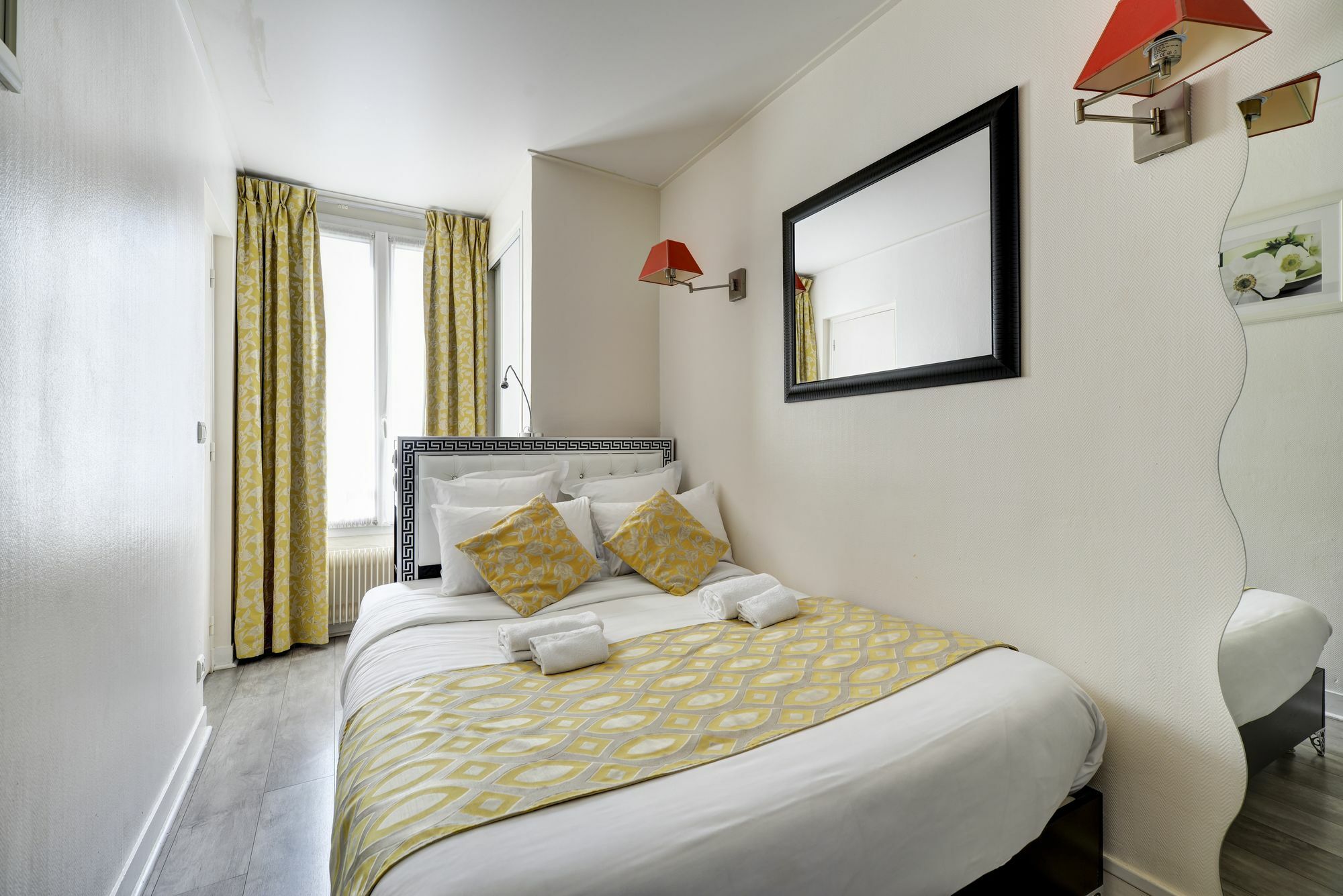 Hotel Korner Montmartre Paris