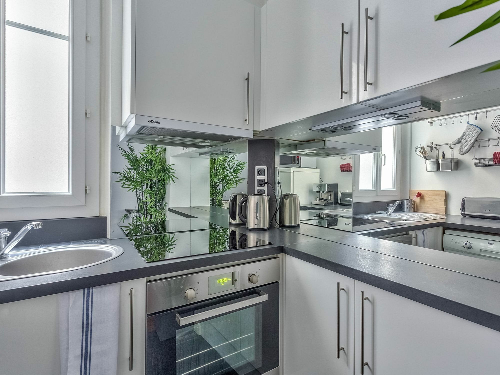 Apartment Nation - Goujon *