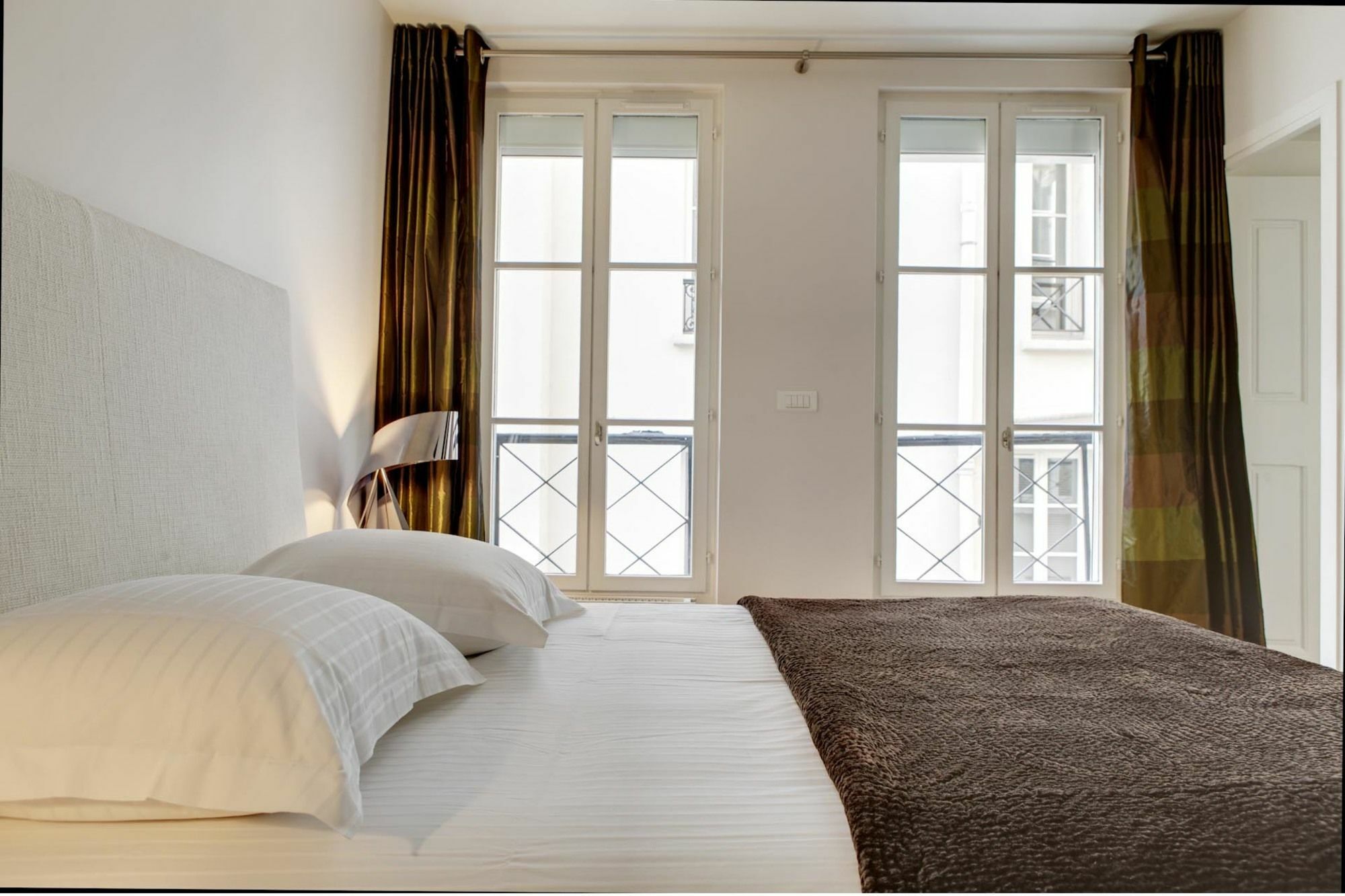 Apartamento Europea - Montaigne Paris