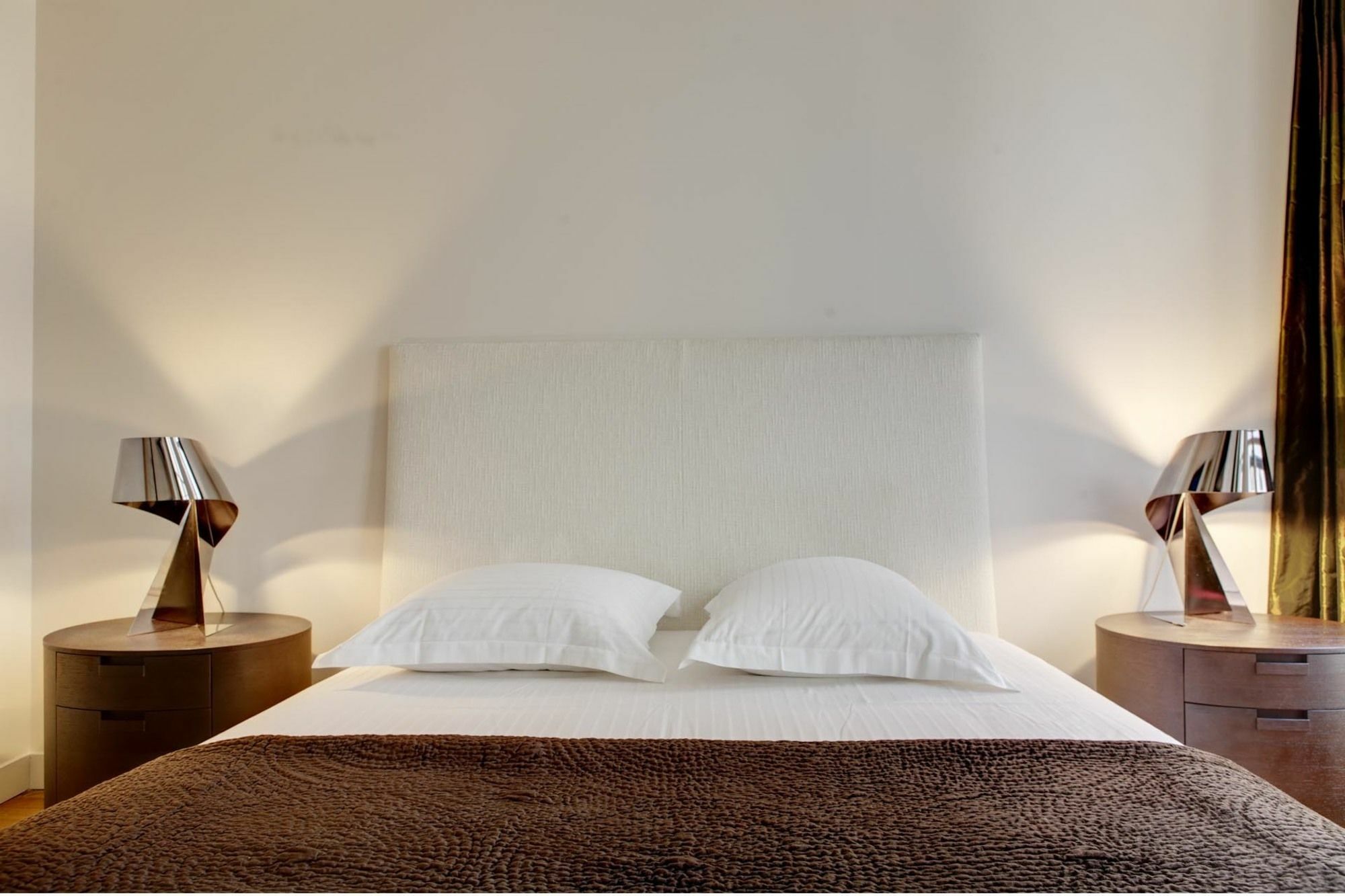 Europea - Montaigne Apartamento Paris