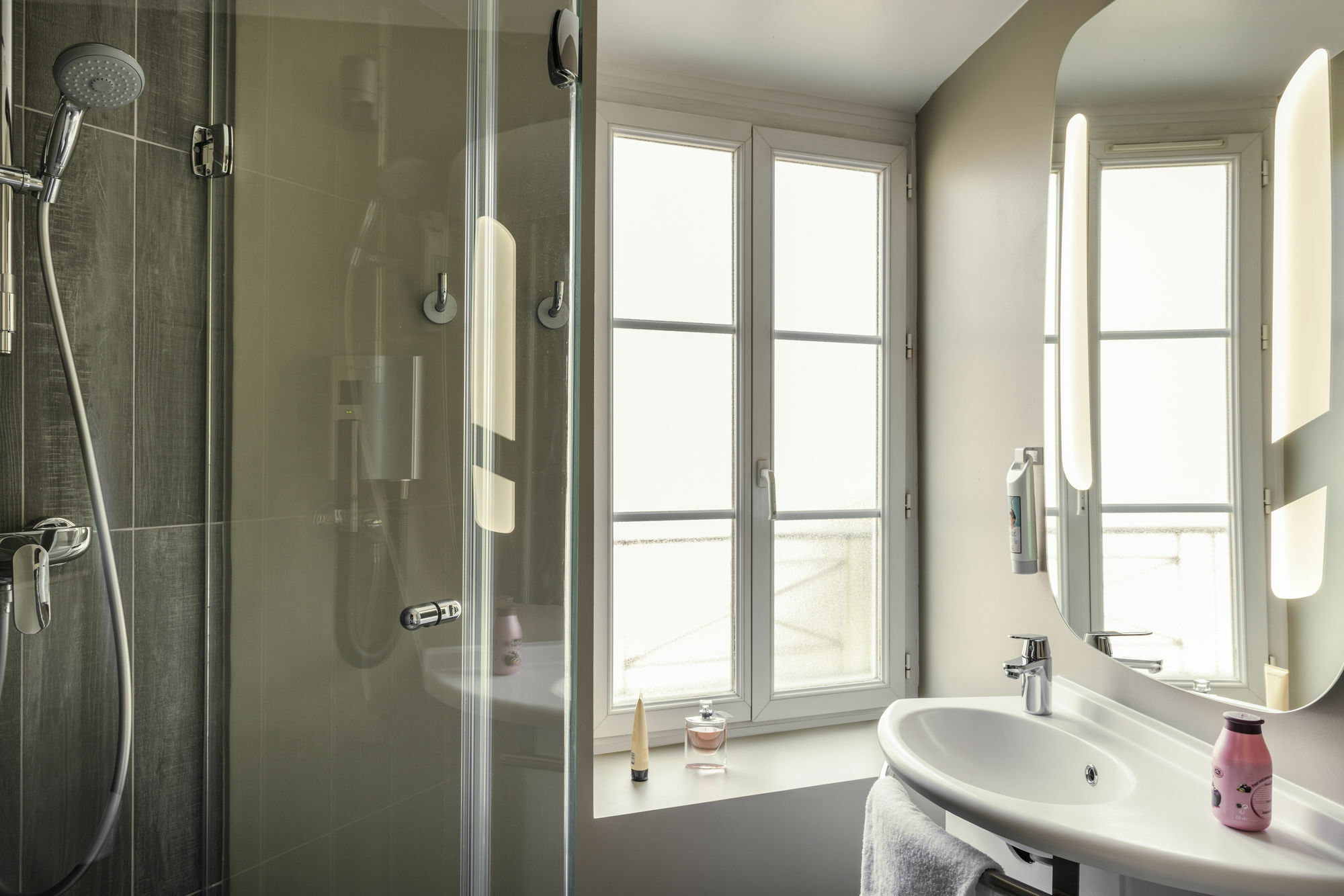 Hotel Ibis Avenue De La Republique 3*