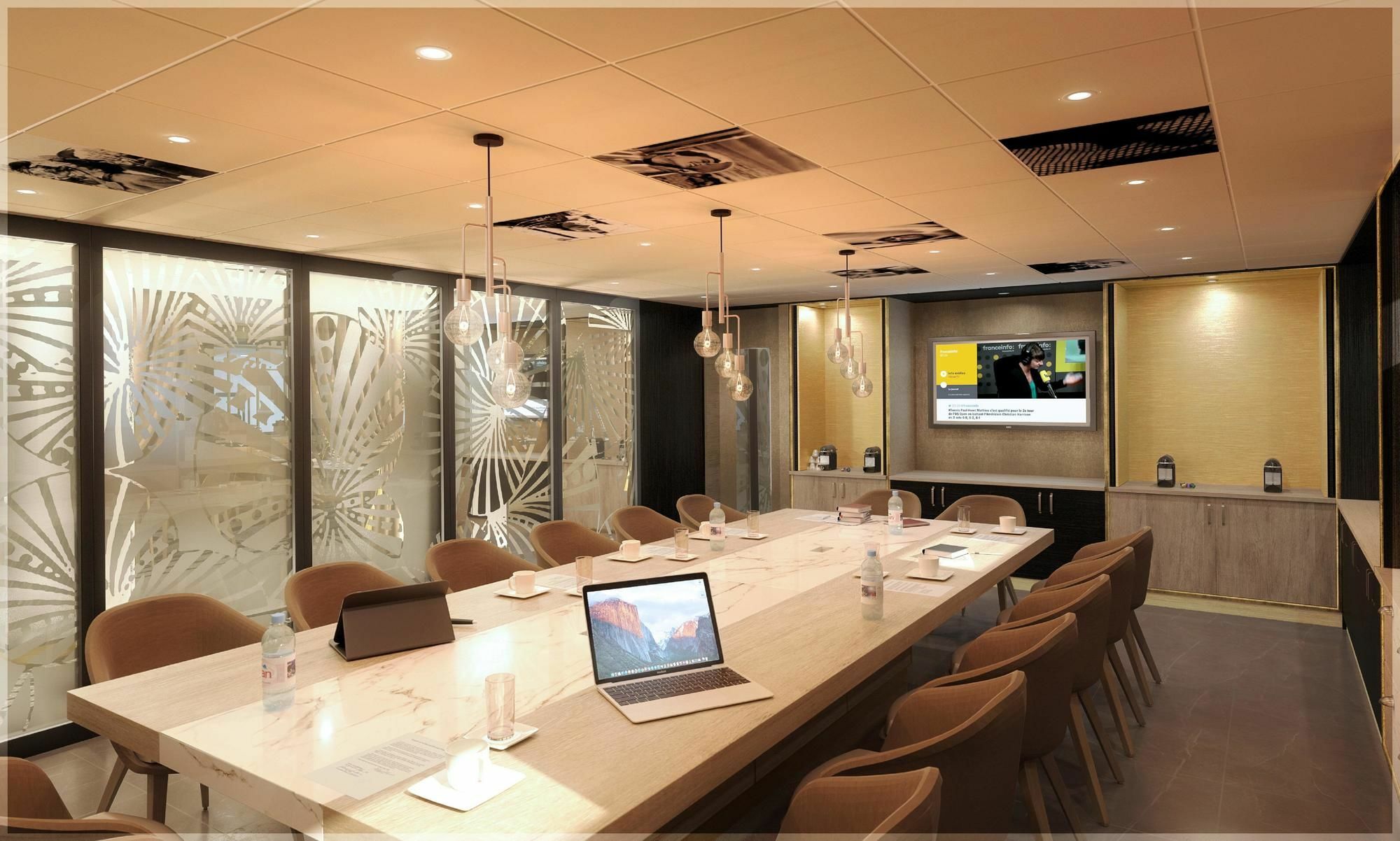 Hotel Niepce Hôtel, Curio Collection By Hilton 4*