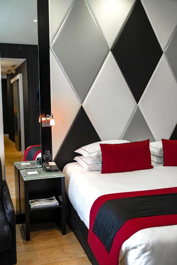 L'empire 4*