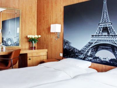 Western Ronceray Opera Hotel