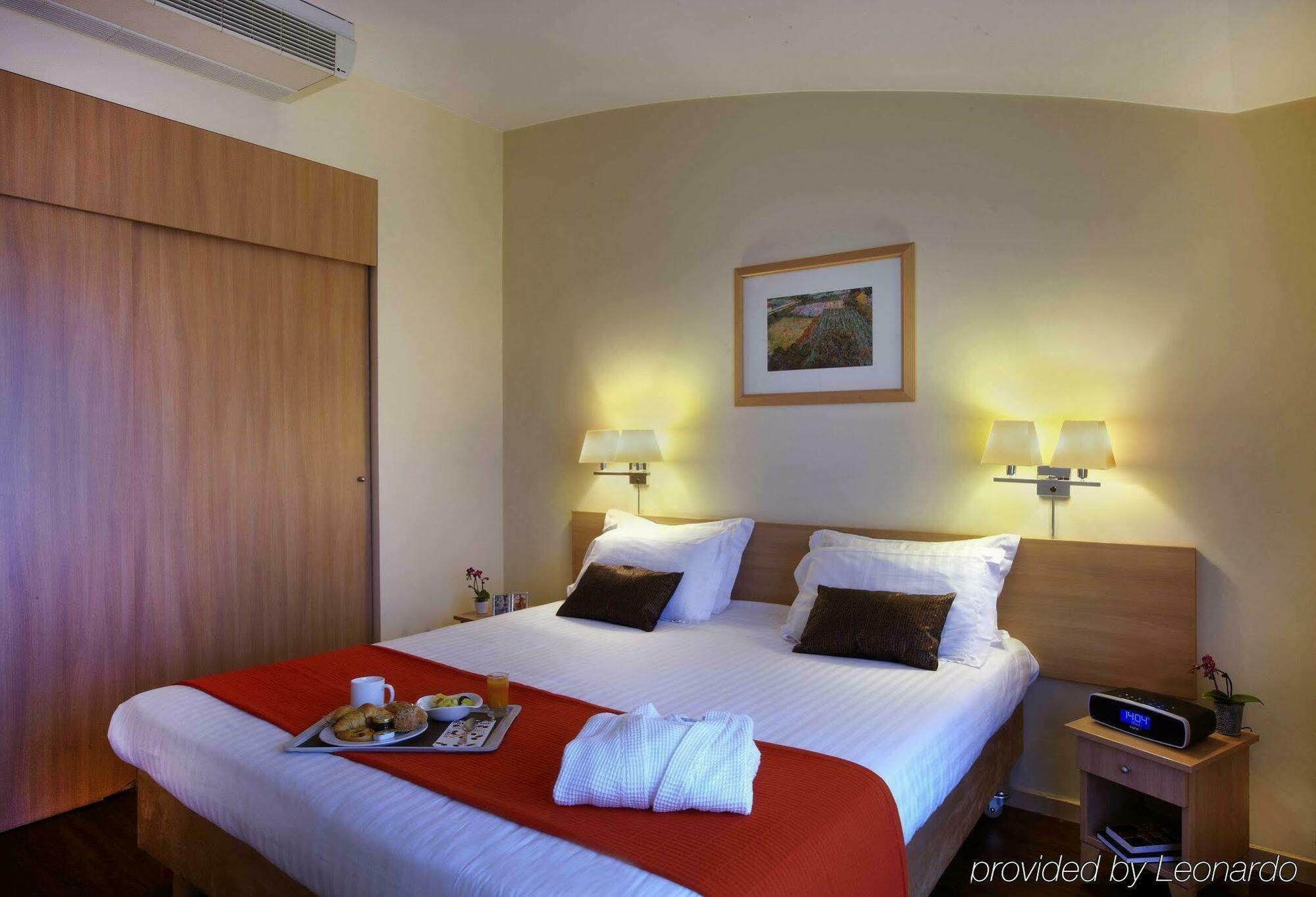 Hotel By Marriott Didot Montparnasse Paris